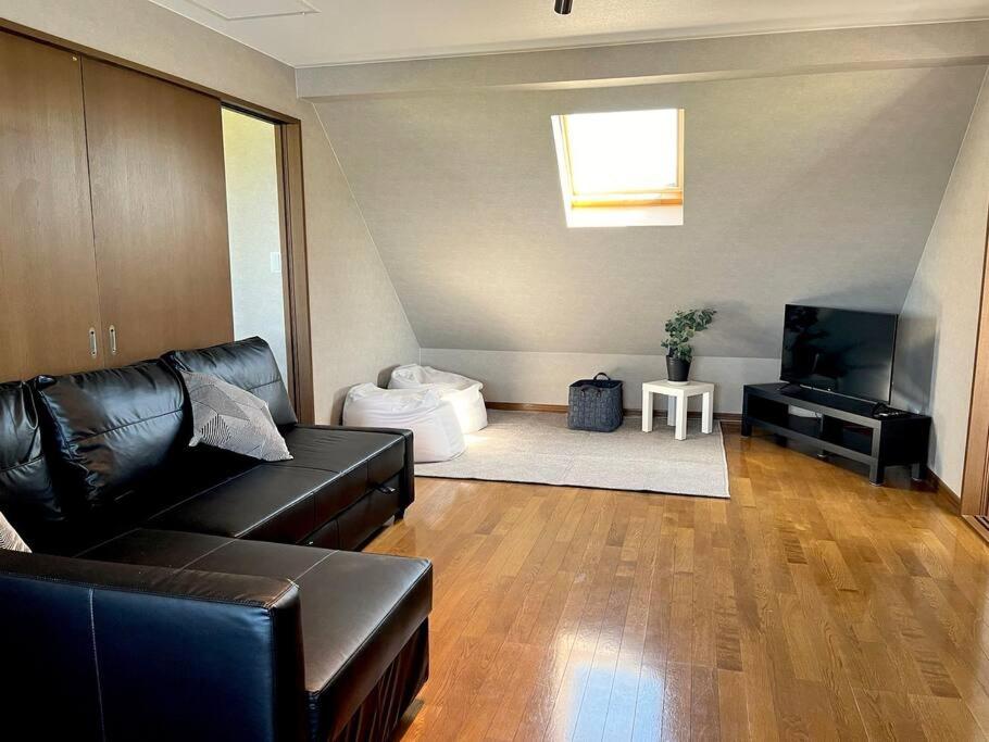 Fugoppe Beachfront Villa view 4