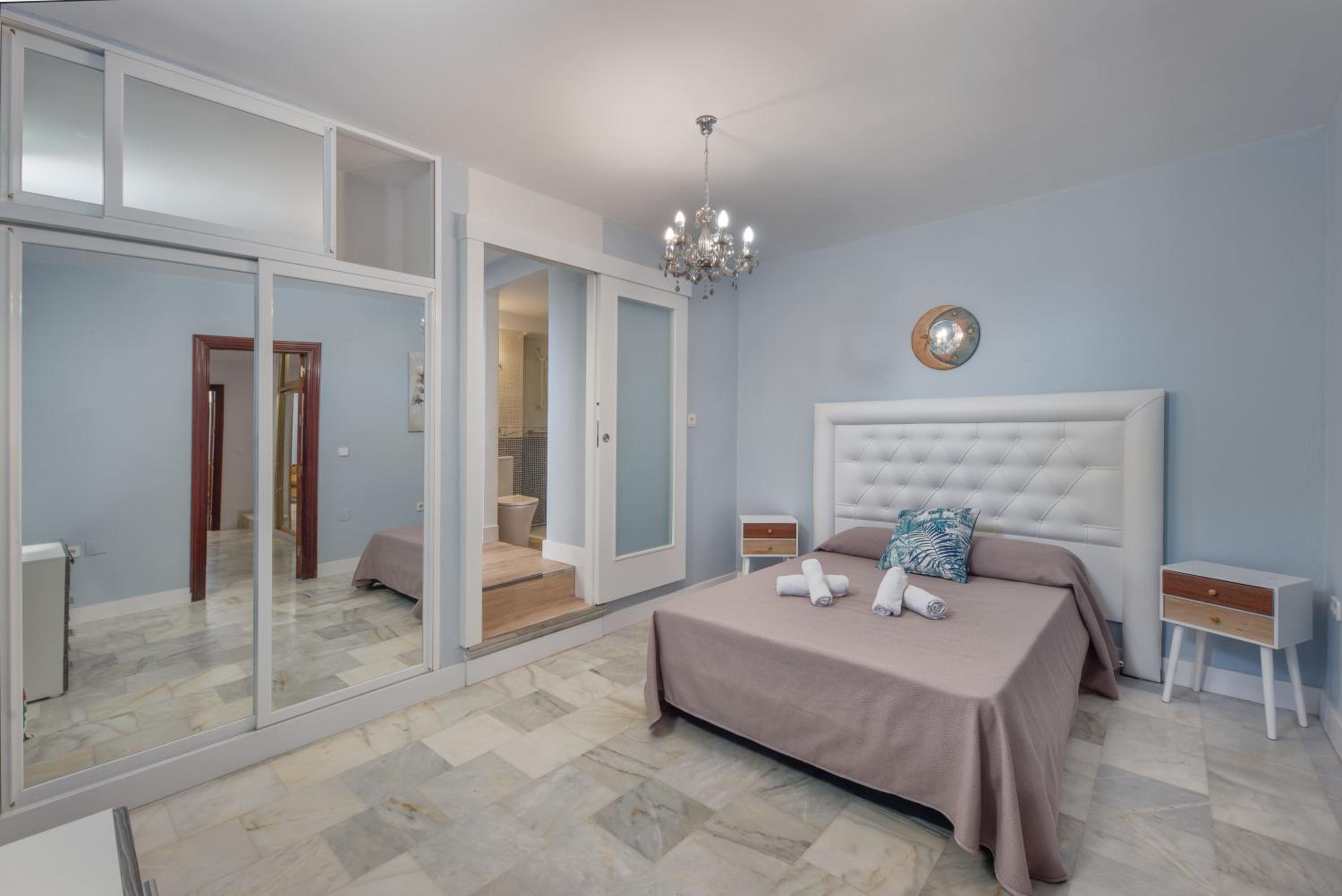 Elegant Classic Villa close to Nikki beach