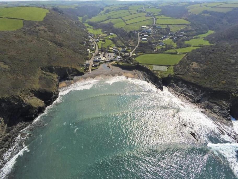 The Stables - Crackington Haven Cornwall view 5