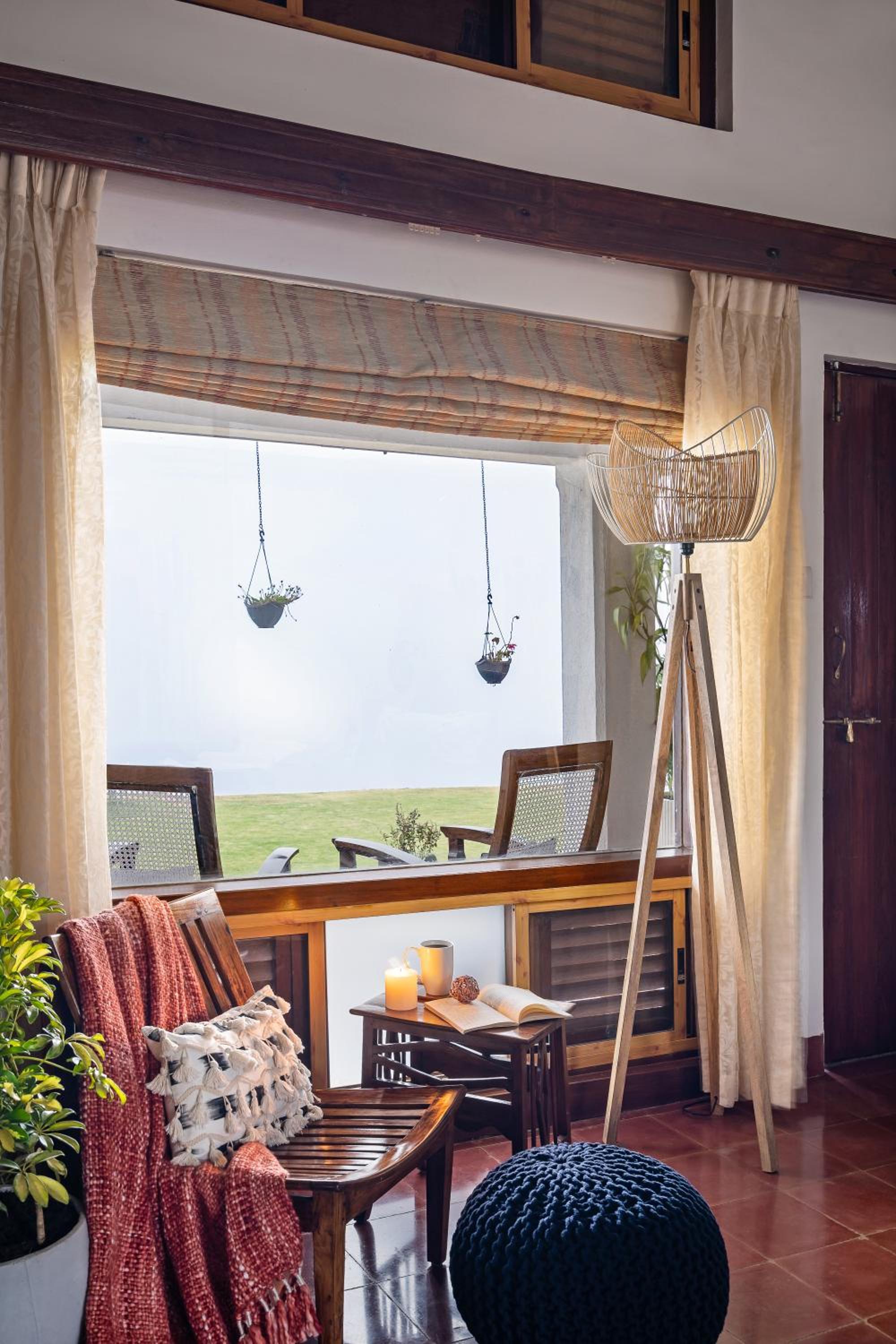 LohonoStays Villa Gold Mist view 2