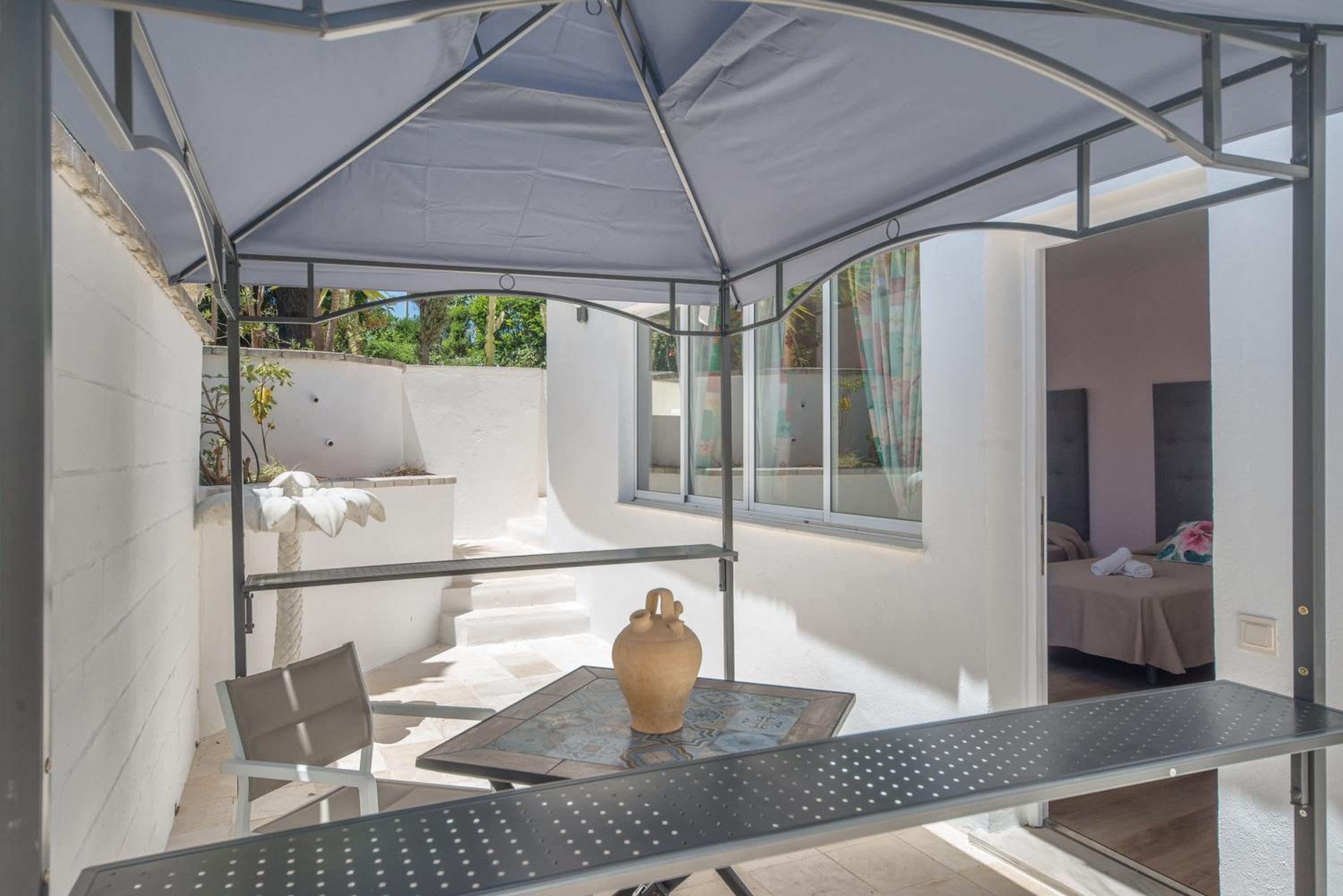 Elegant Classic Villa close to Nikki beach