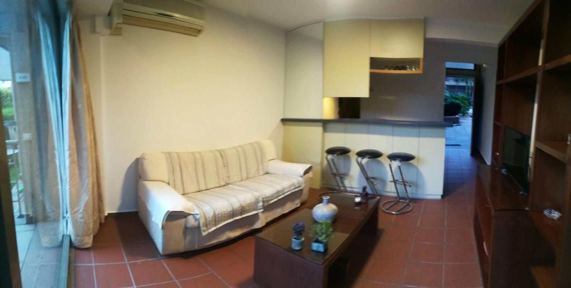 Duplex In Siwar,2 minutes from hotel Le Royal,1 Bedroom, pool,generator included view 2