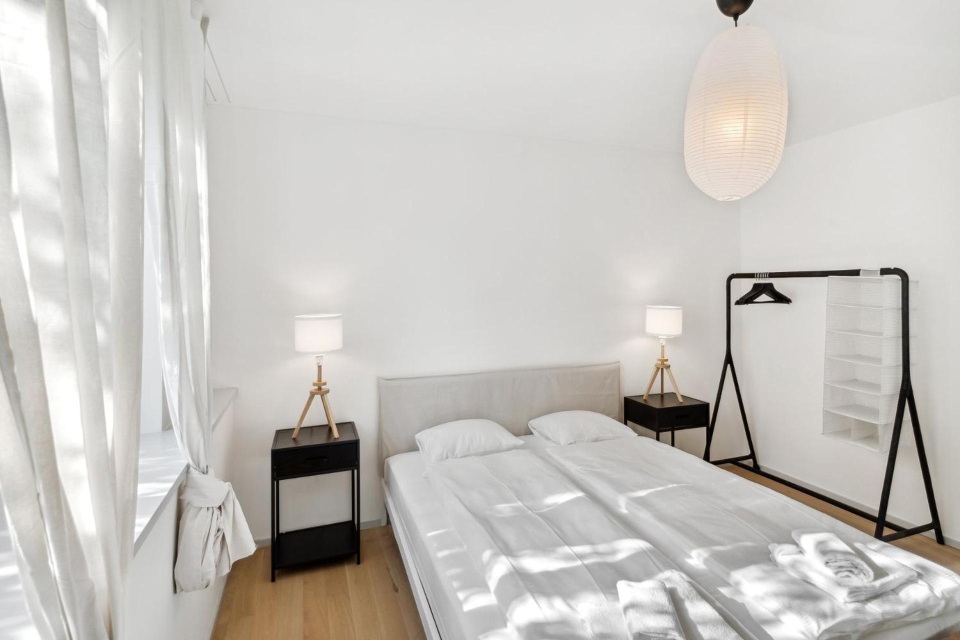 Zurich Flat: Central & Lake Convenience
