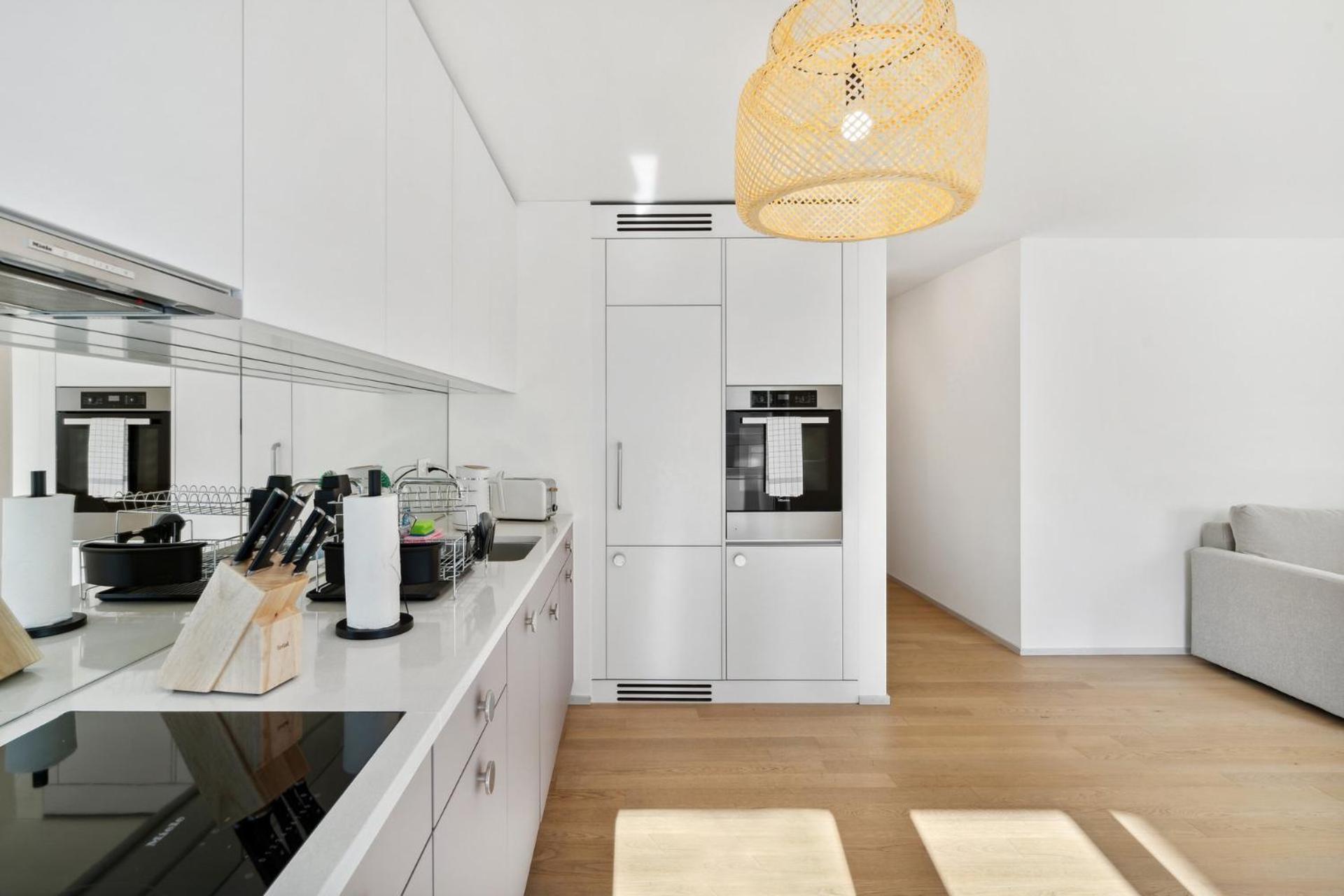Zurich Flat: Central & Lake Convenience