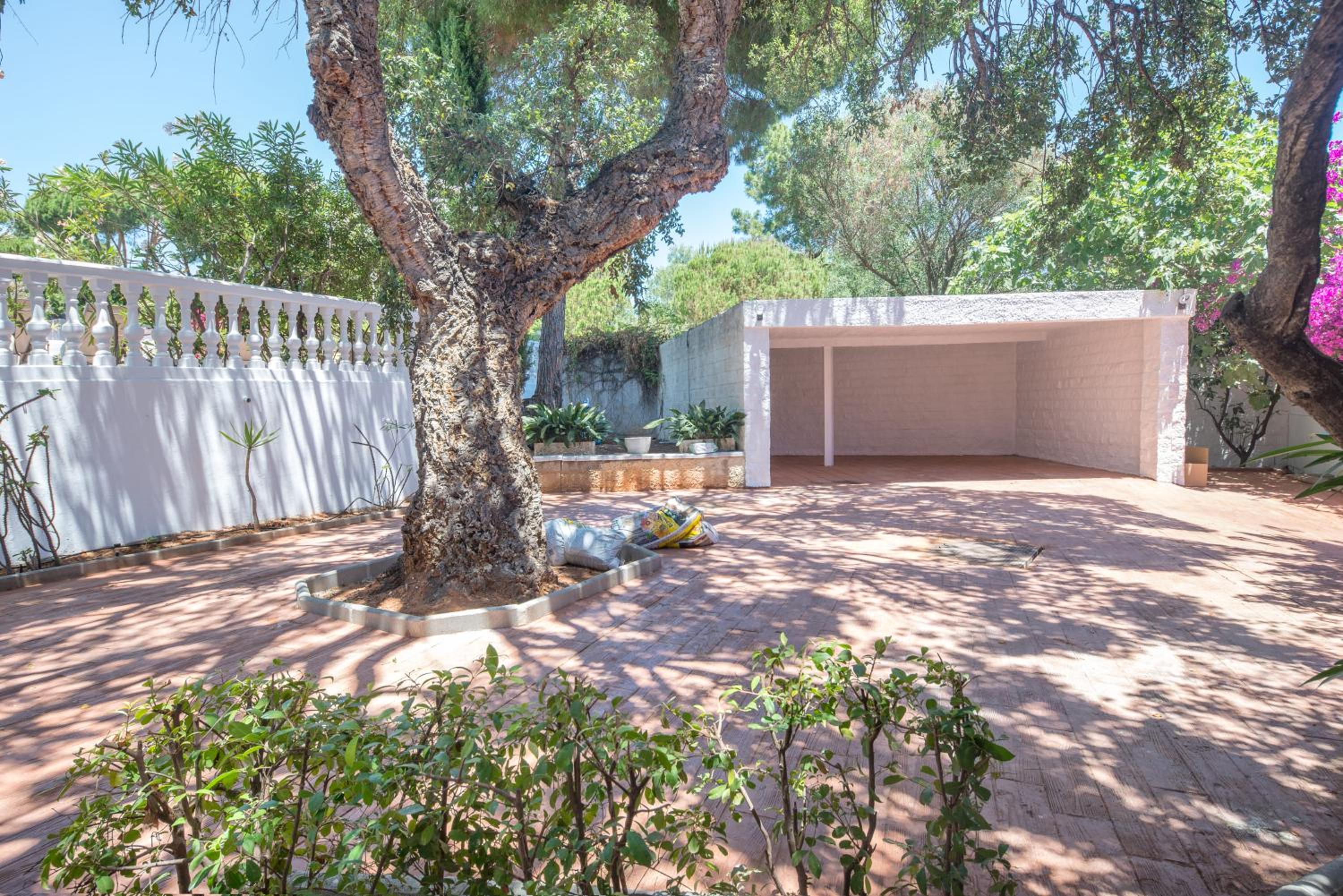 Elegant Classic Villa close to Nikki beach
