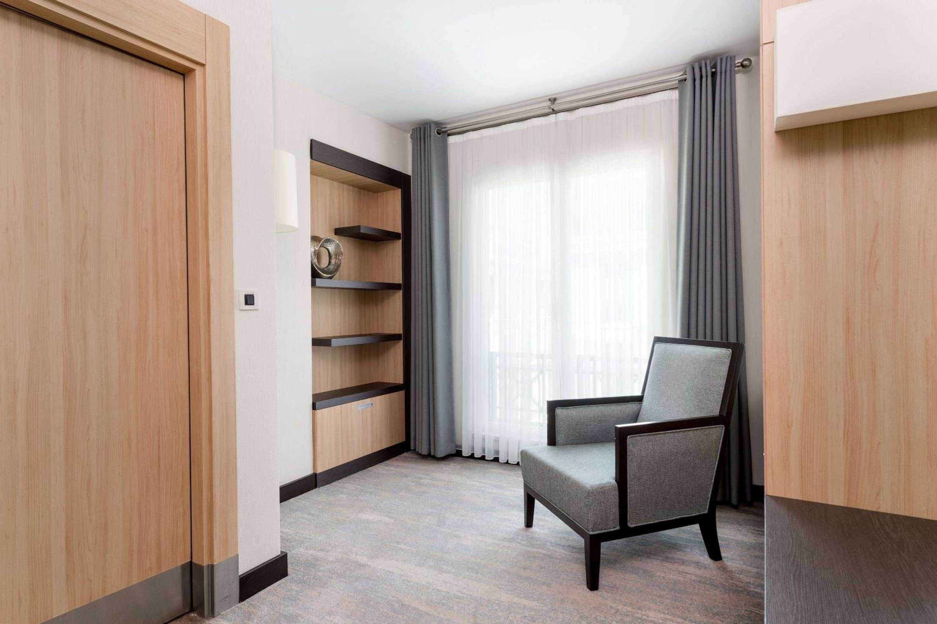 Ramada Plaza By Wyndham İstanbul Şehir Merkezi - Image 10