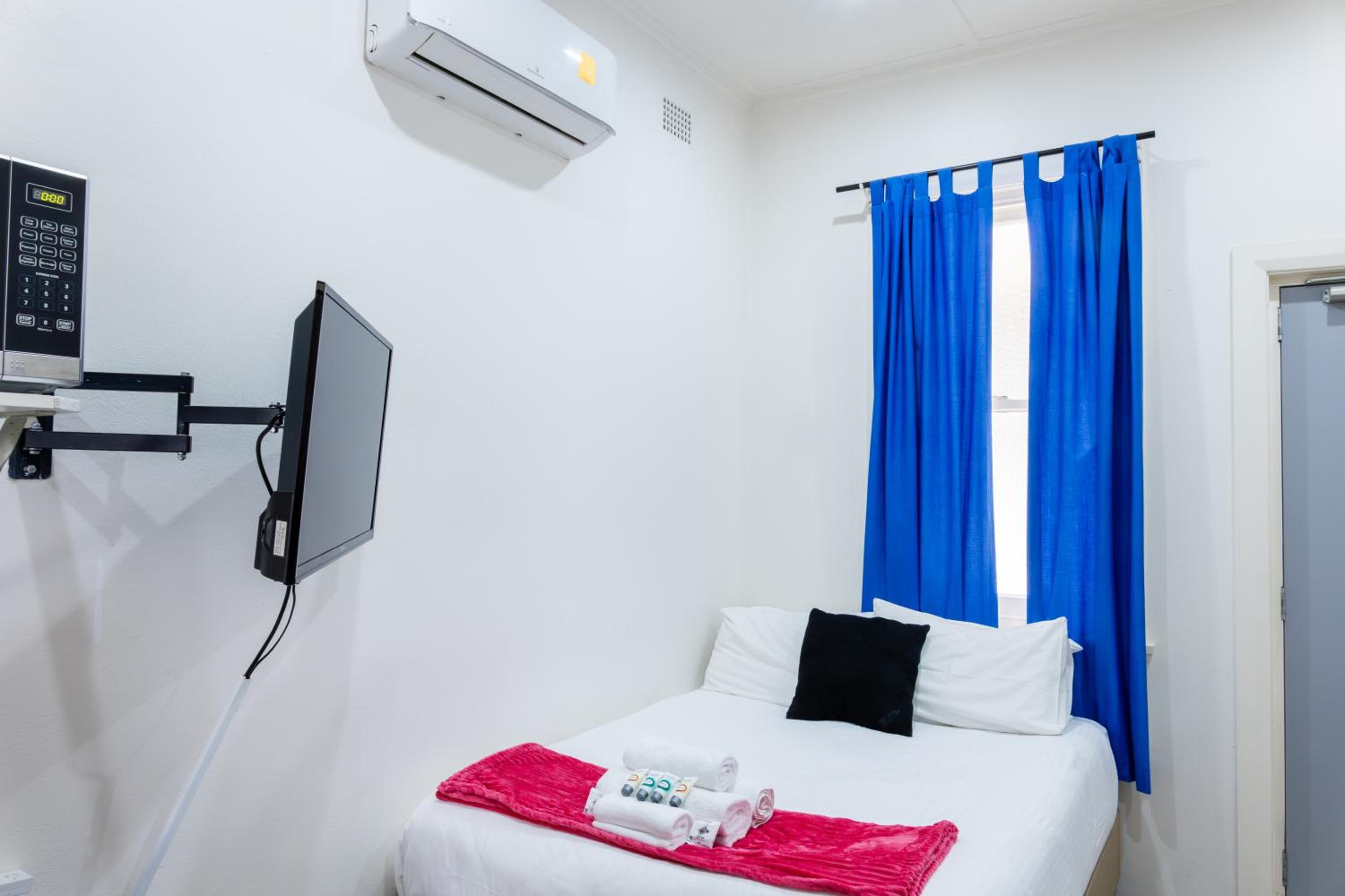 Exchange Hotel Goulburn view 4