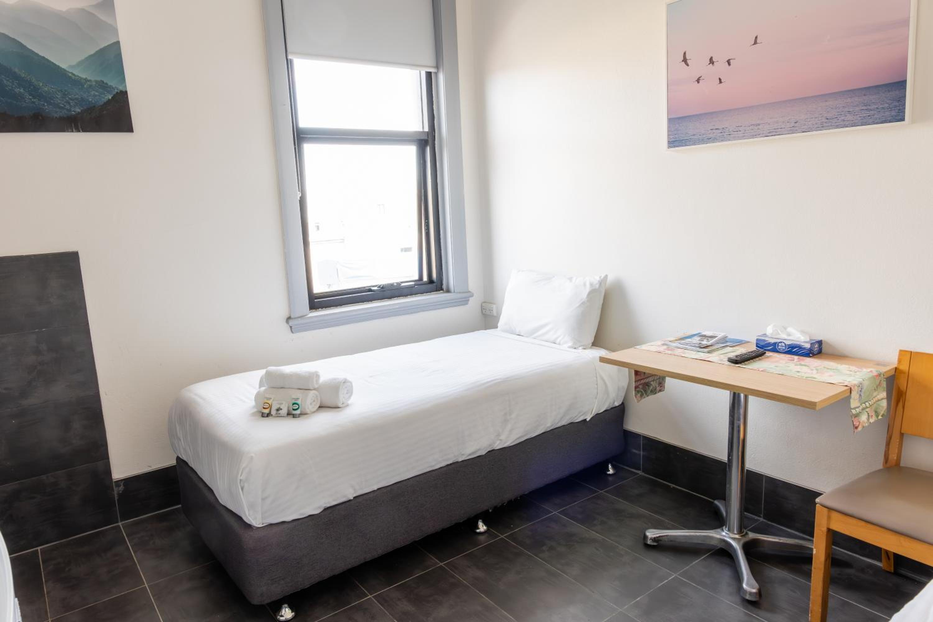 Exchange Hotel Goulburn view 5