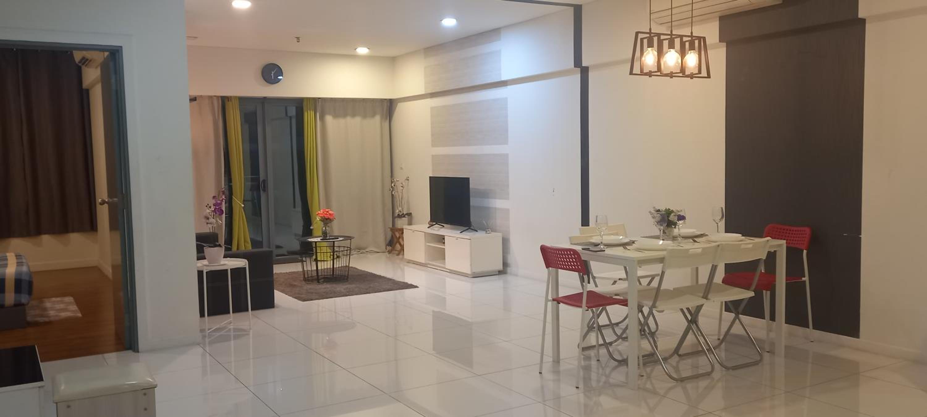 COZY TWO BEDROOM APARTMENT AT MERCU SUMMER