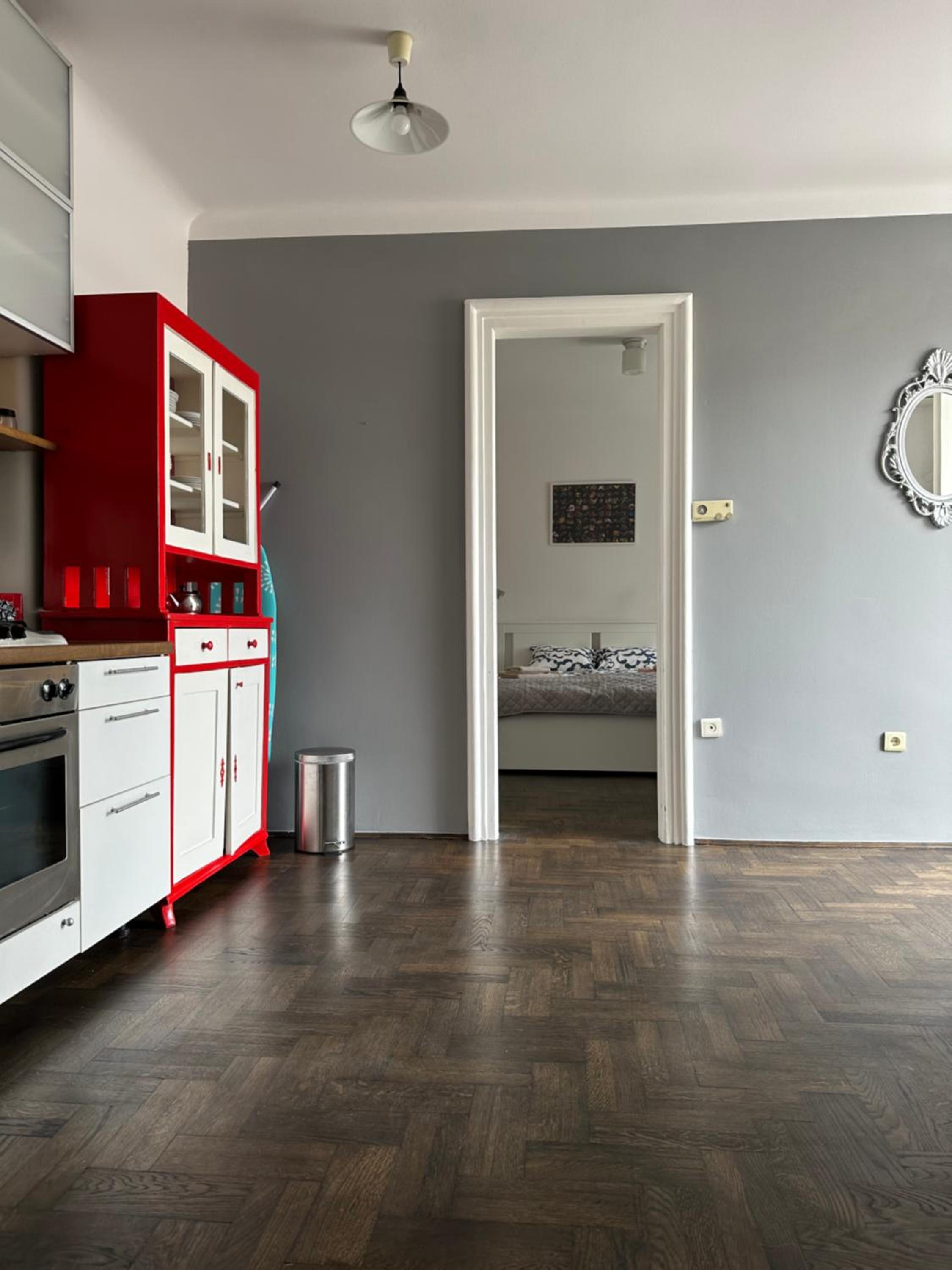 Apartment Hideaway