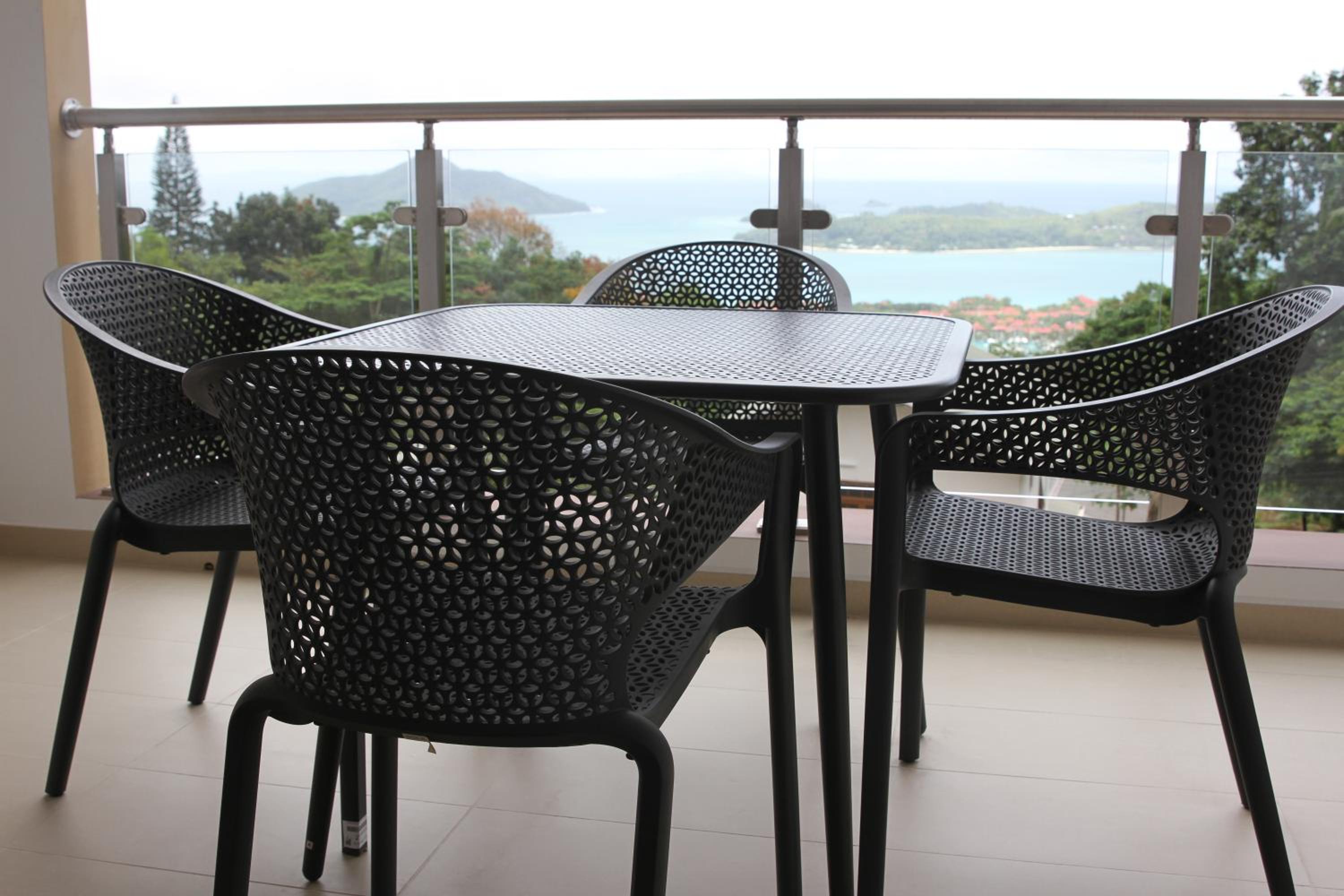 Belle Vue Lodge photo 2