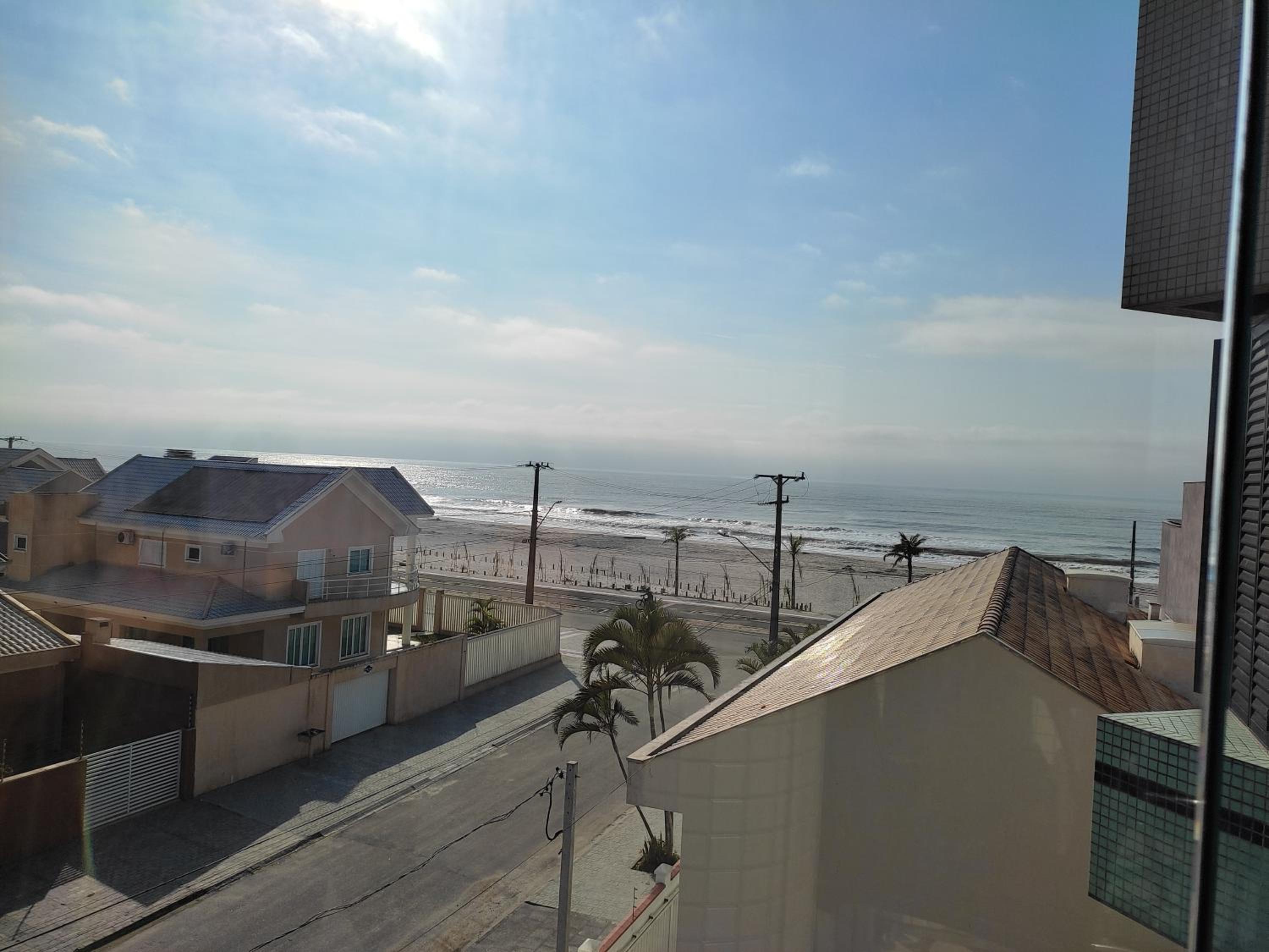 Lindo apartamento com vista para o mar view 4