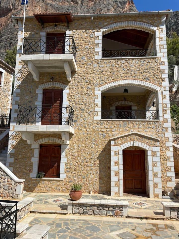 Panorama Stonehouse