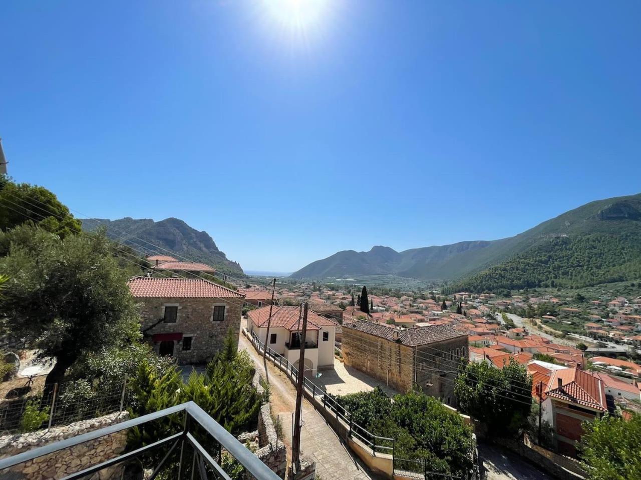 Panorama Stonehouse