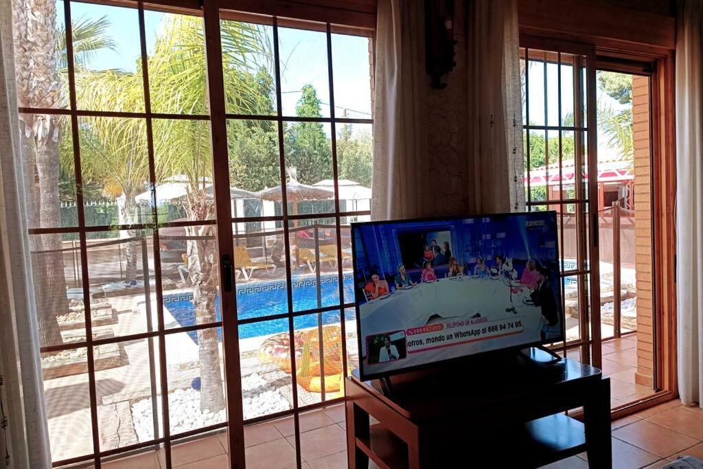 Elche Alicante ideal familias Piscina Barbacoa