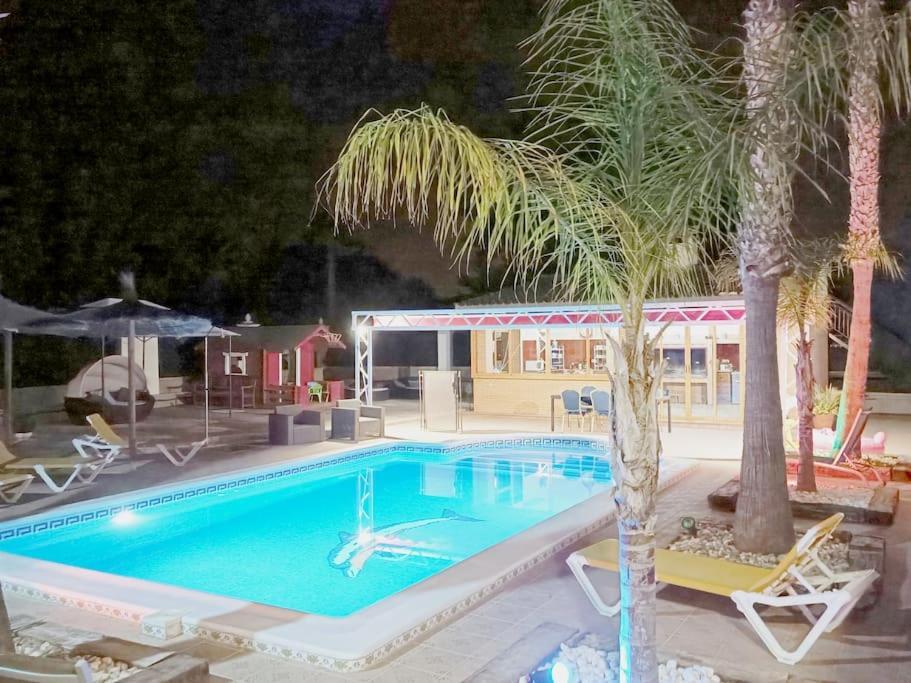 Elche Alicante ideal familias Piscina Barbacoa