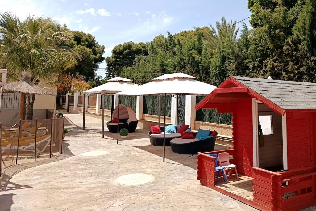 Elche Alicante ideal familias Piscina Barbacoa