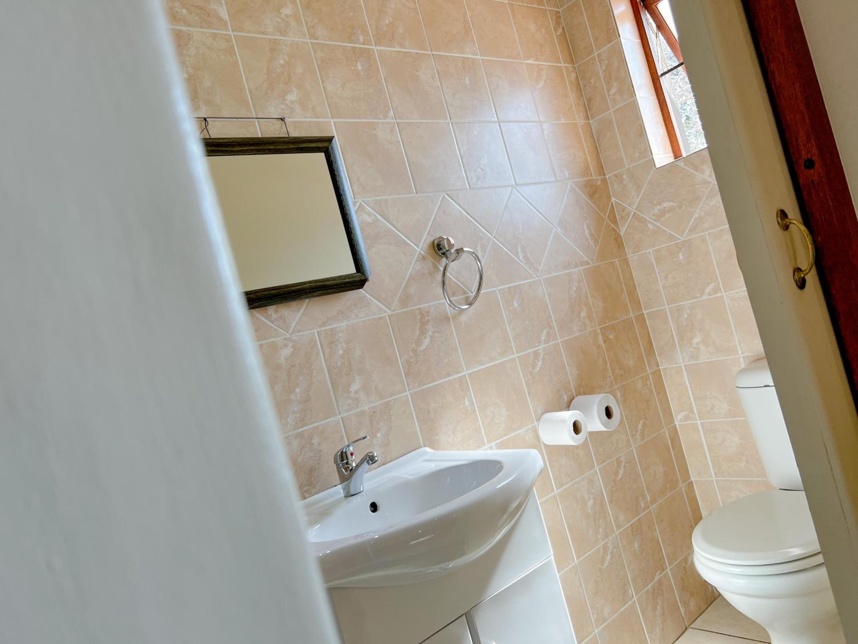 Covesto Guesthouse - Waterkloof view 2