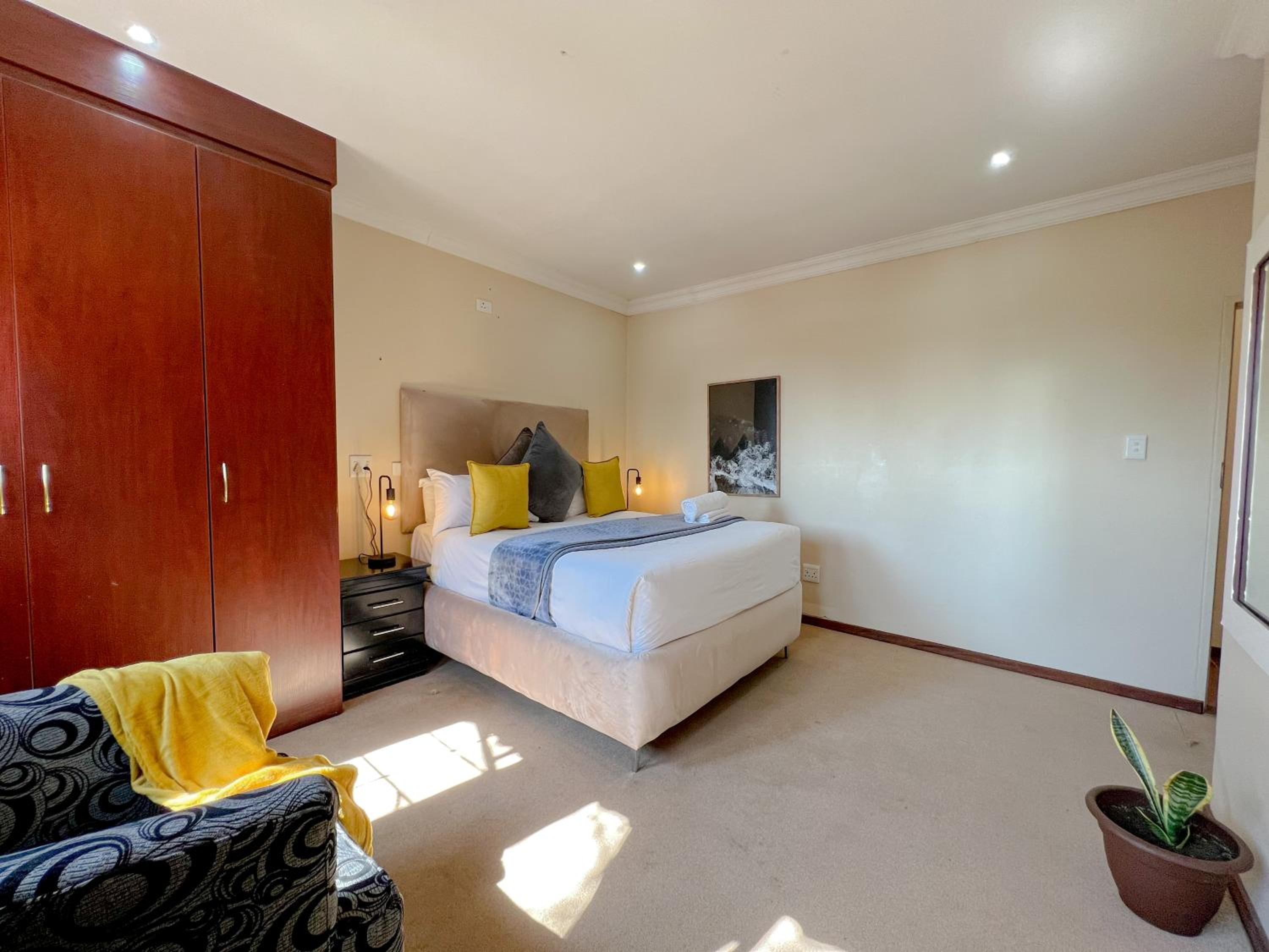 Covesto Guesthouse - Waterkloof view 5
