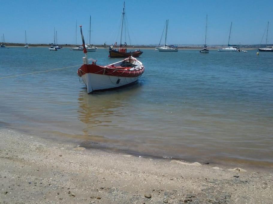 8 Min. Gehdistanz zum kilometerlangen Sandstrand von Alvor