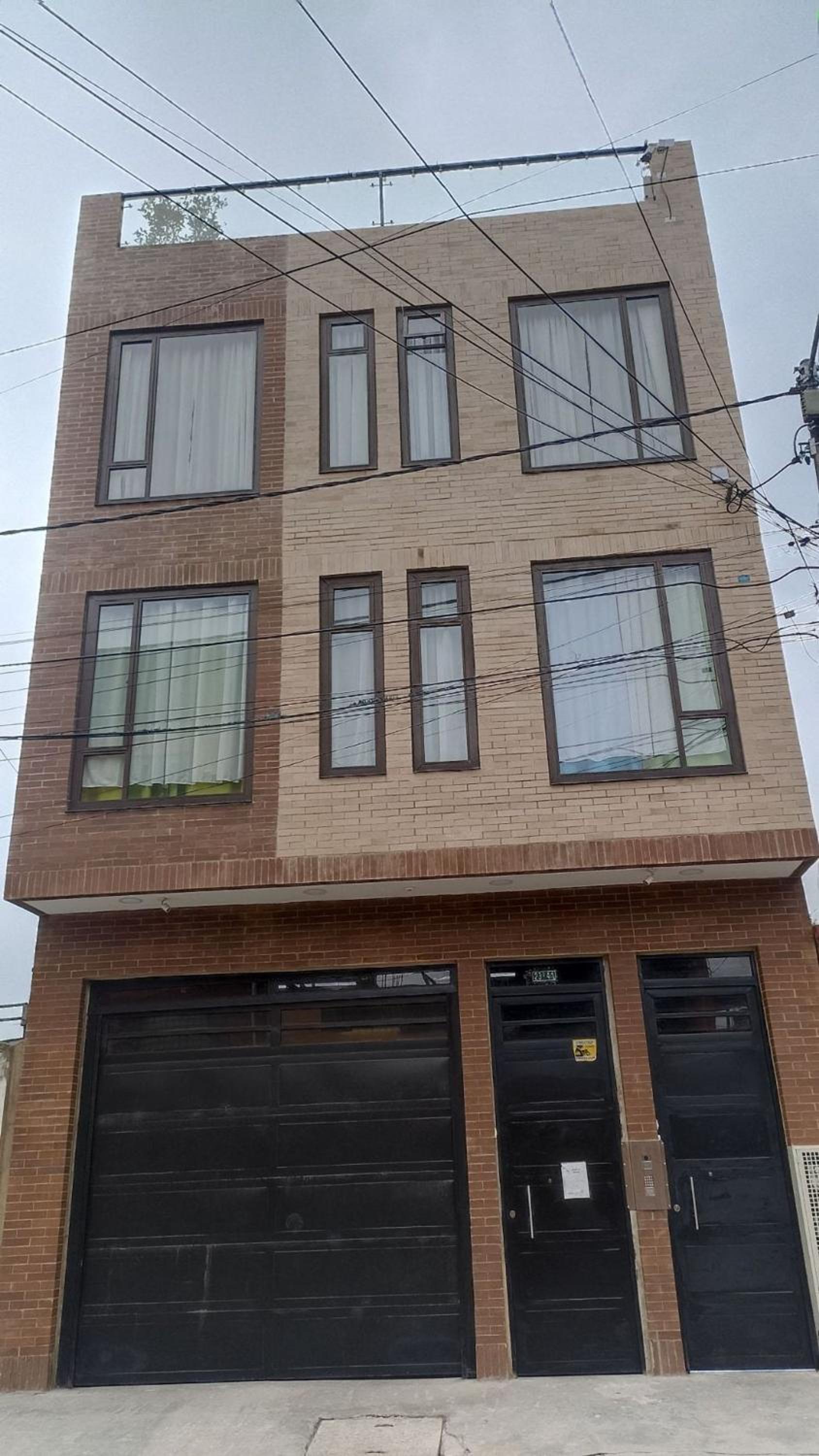 Muy cerca del aeropuerto apartamento Nuevo Familiar Lindo y acogedor