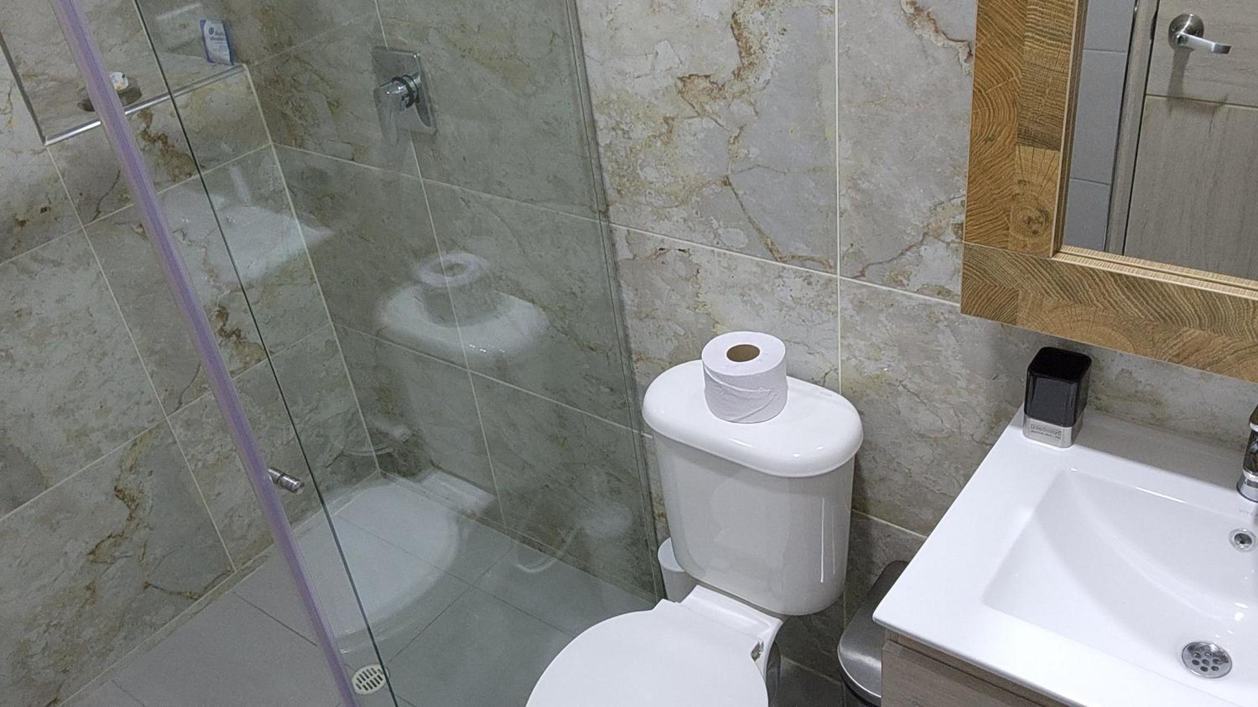 Muy cerca del aeropuerto apartamento Nuevo Familiar Lindo y acogedor