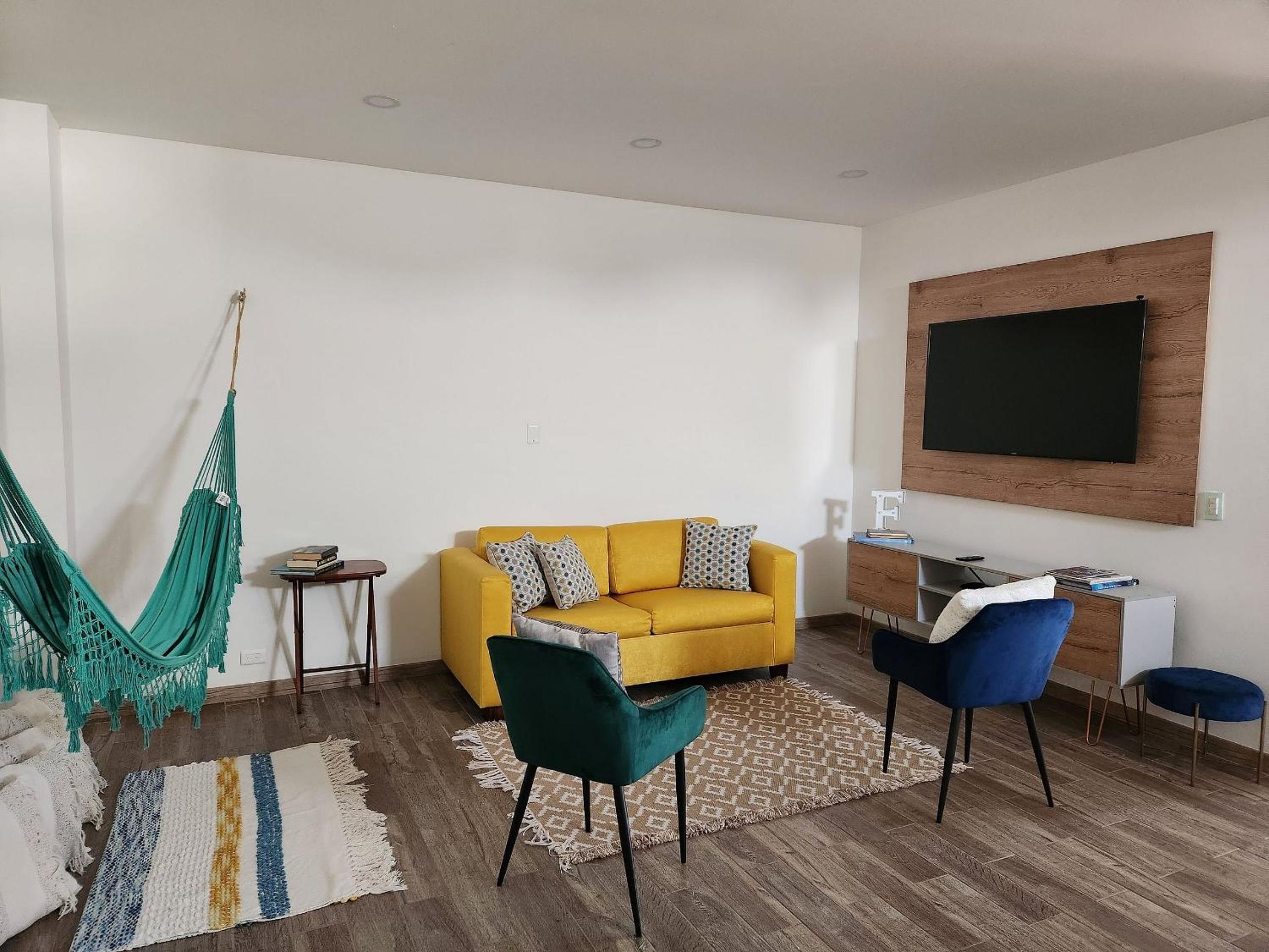 Muy cerca del aeropuerto apartamento Nuevo Familiar Lindo y acogedor