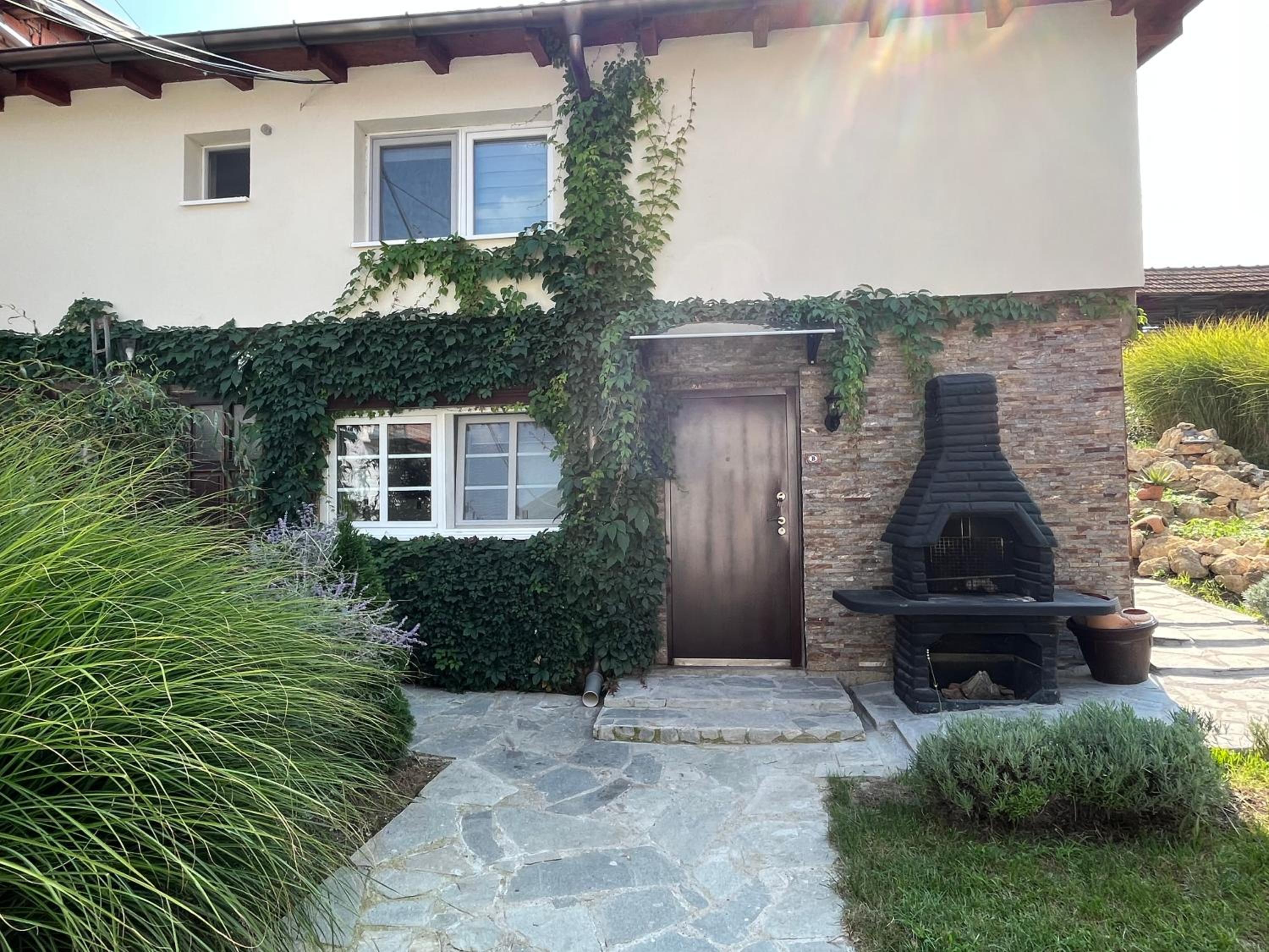 Romantic Mirka Apartment in Sremski Karlovci