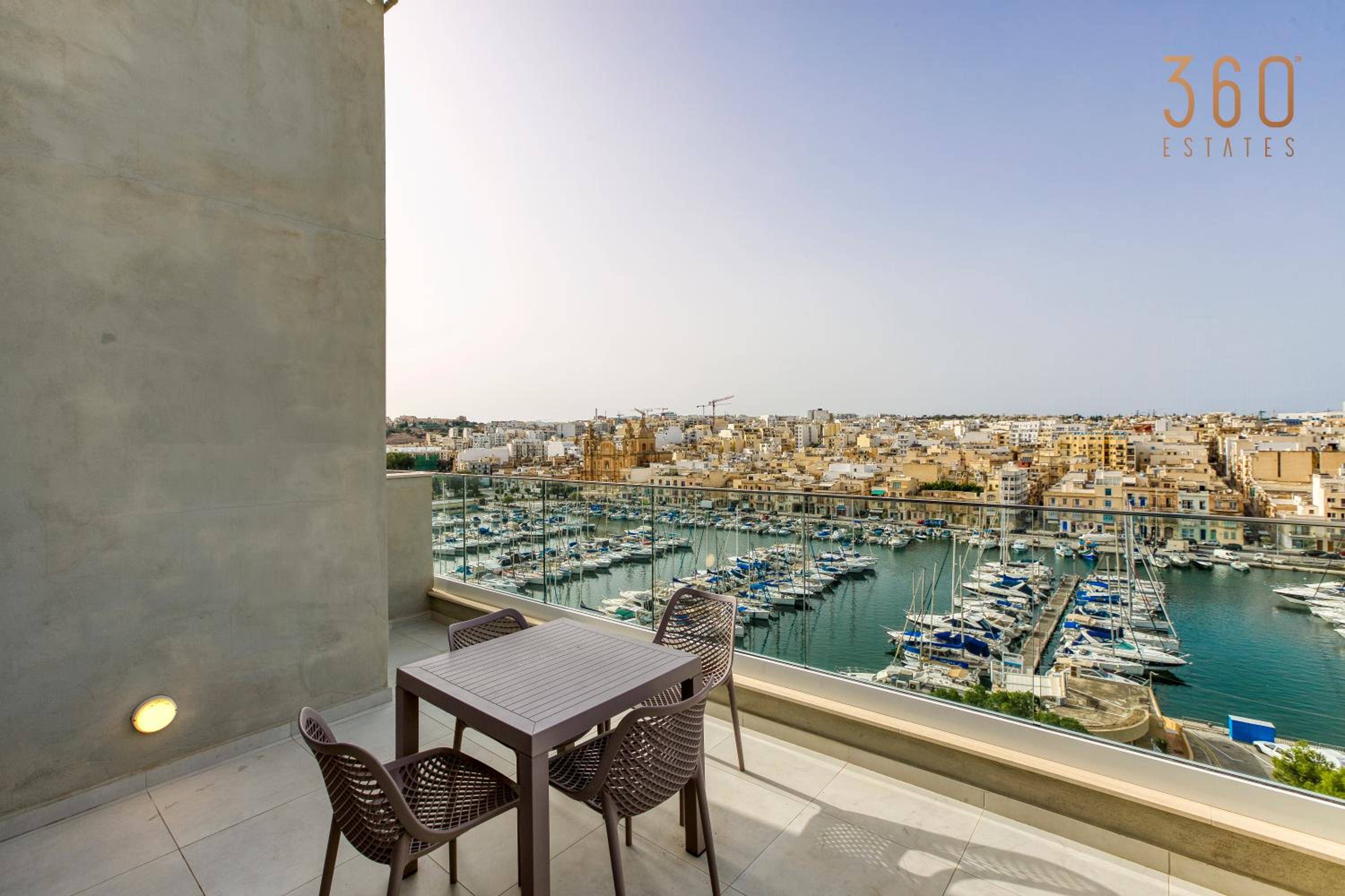 Wonderful marina 3BR home, with LUX interior w/AC by 360 Estates view 4