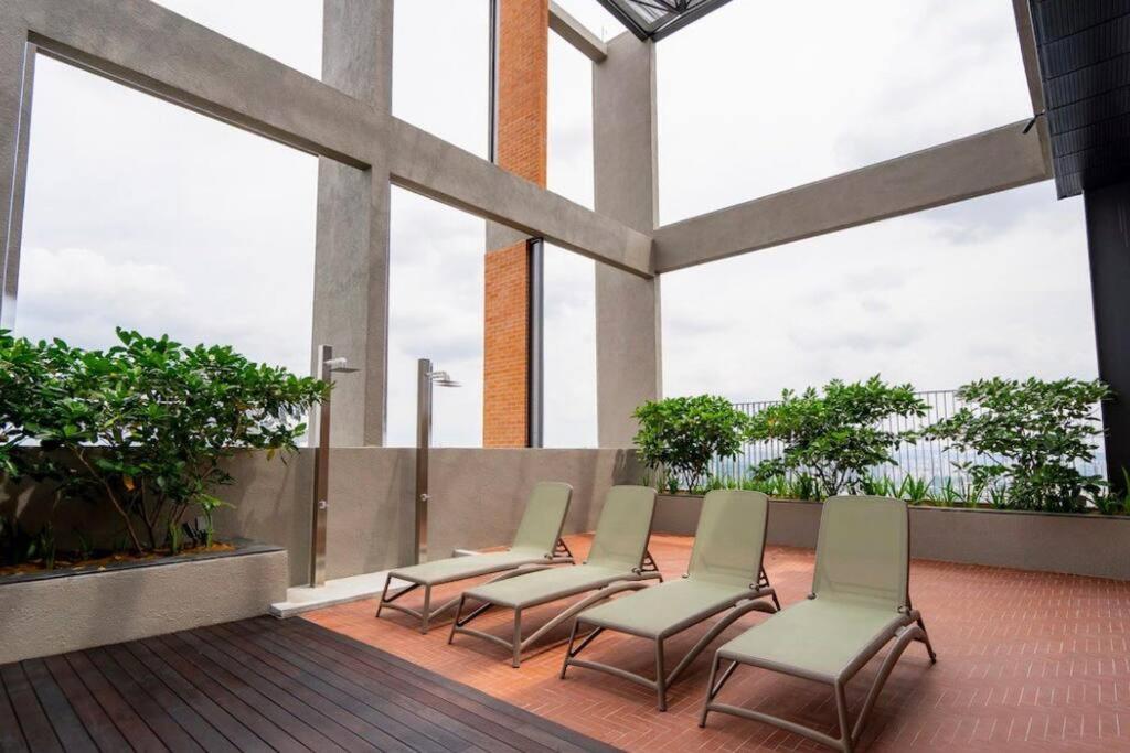[Sky Infinity Pool] Modern Suite @ Mid Valley KL