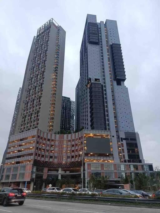 [Sky Infinity Pool] Modern Suite @ Mid Valley KL