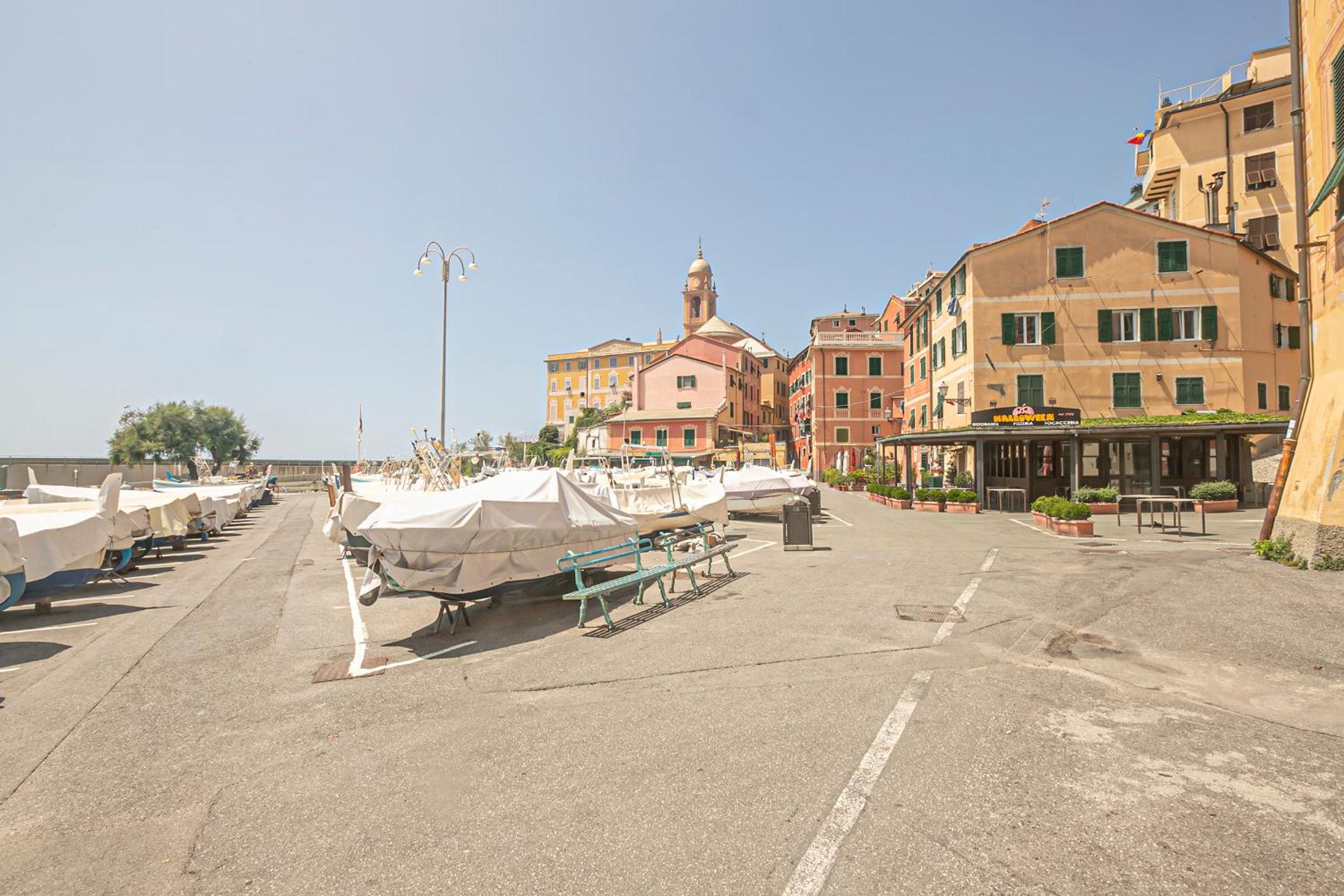 Real Italian Estate - Sea Haven
