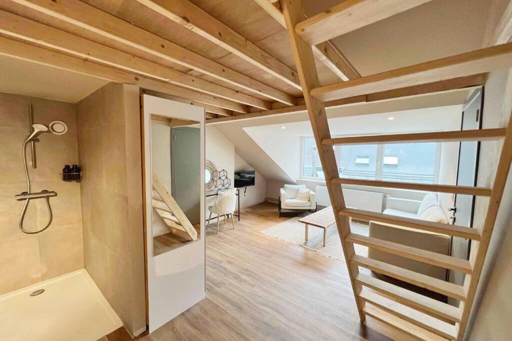 Maison avec 4 suites & Rooftop en plein centre ville - Place Saint Paul