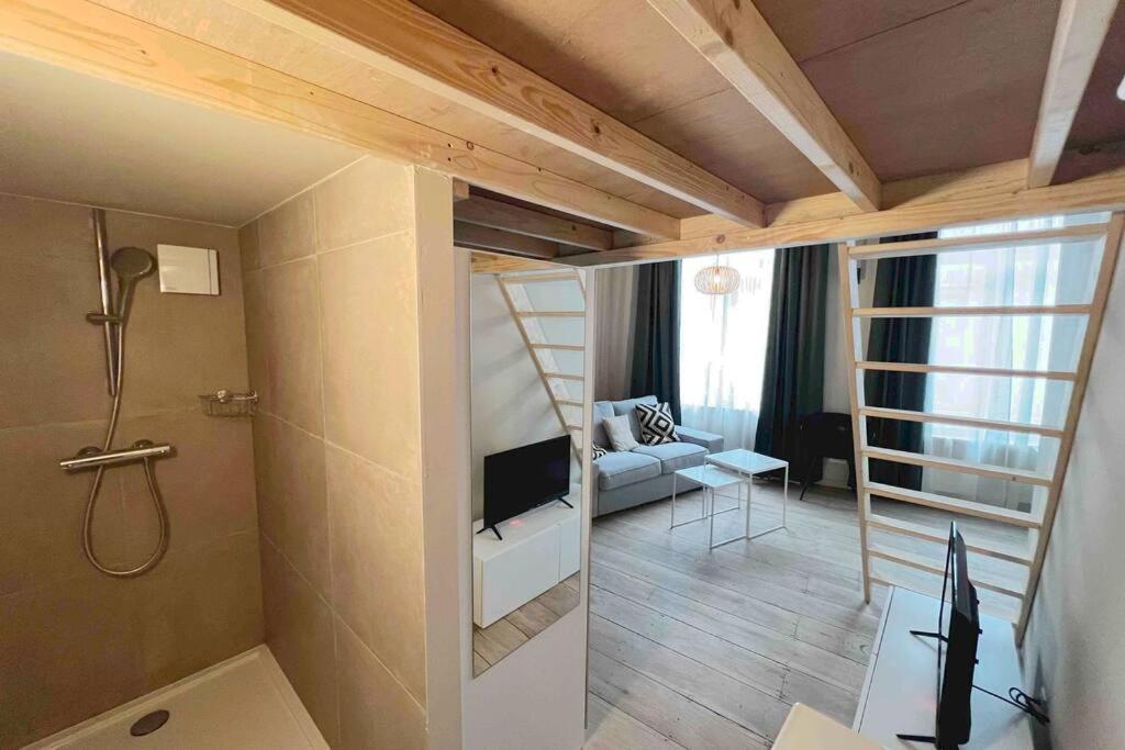 Maison avec 4 suites & Rooftop en plein centre ville - Place Saint Paul
