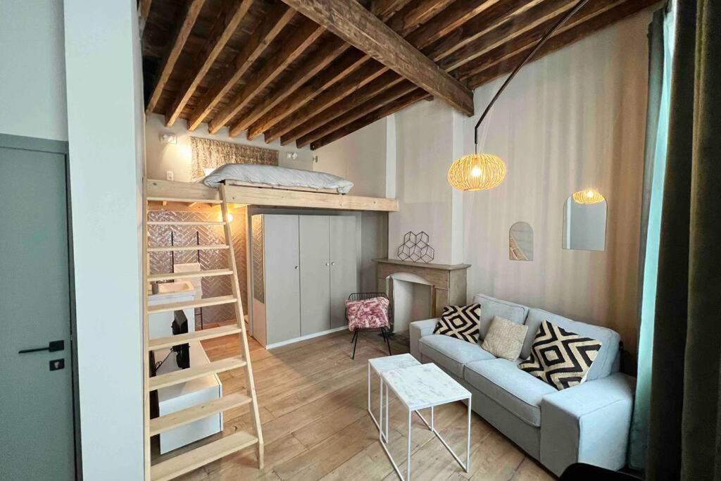 Maison avec 4 suites & Rooftop en plein centre ville - Place Saint Paul