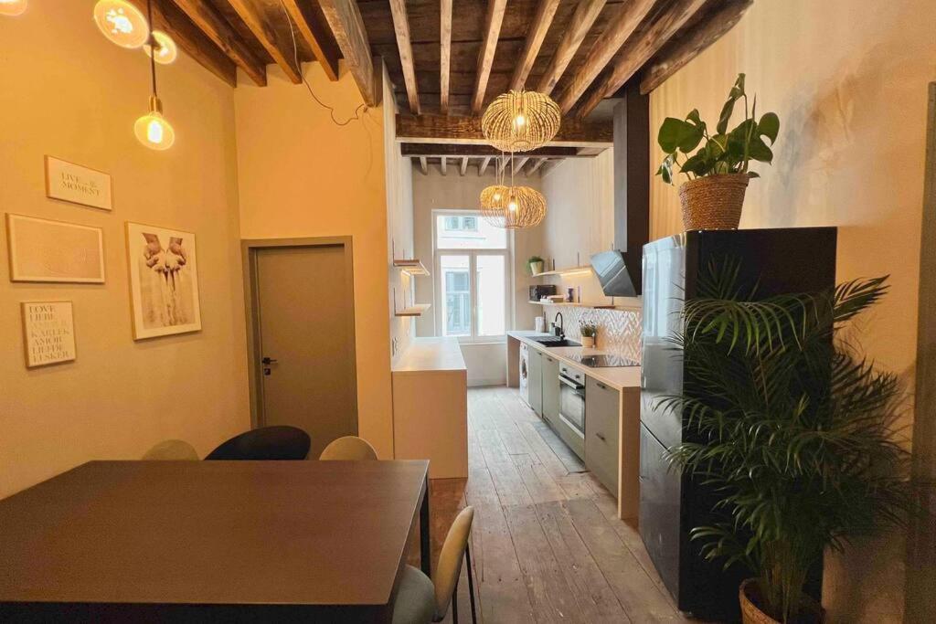 Maison avec 4 suites & Rooftop en plein centre ville - Place Saint Paul
