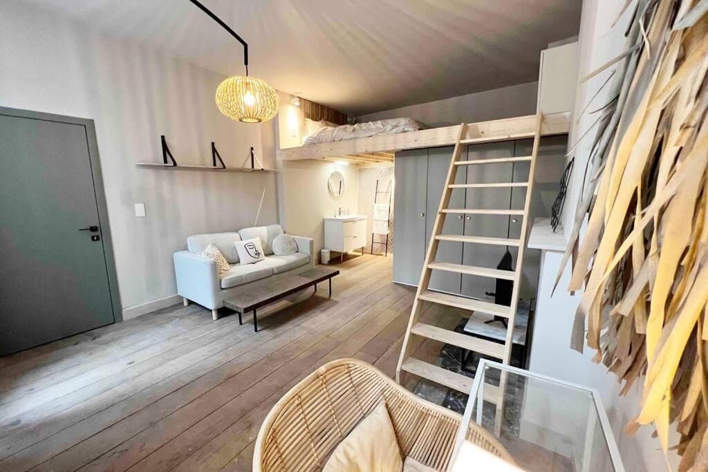 Maison avec 4 suites & Rooftop en plein centre ville - Place Saint Paul