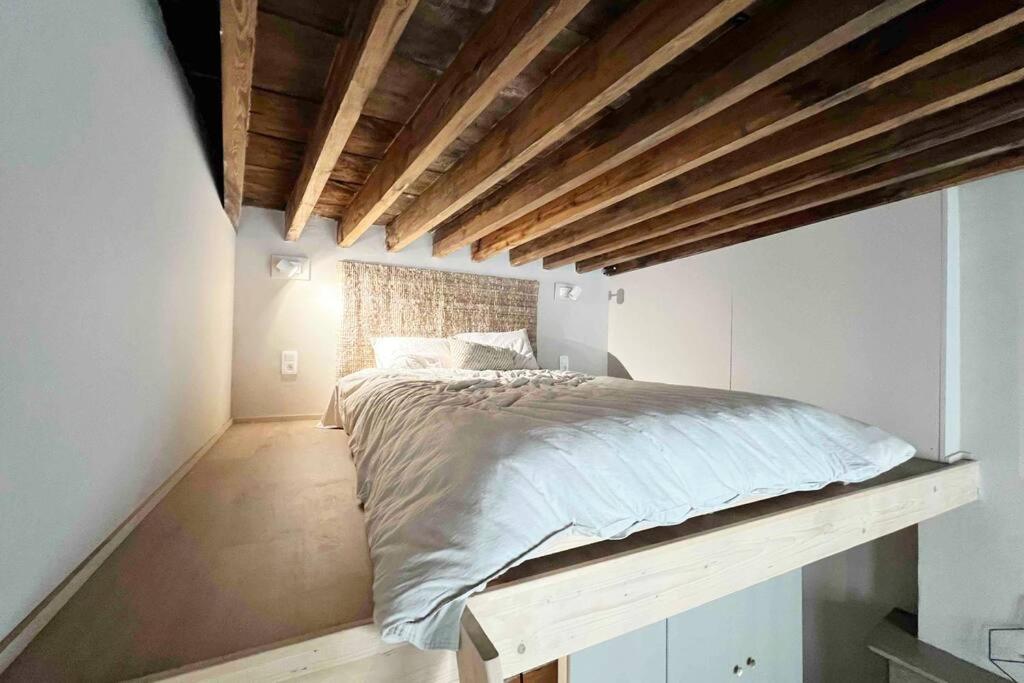 Maison avec 4 suites & Rooftop en plein centre ville - Place Saint Paul