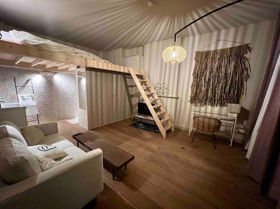 Maison avec 4 suites & Rooftop en plein centre ville - Place Saint Paul