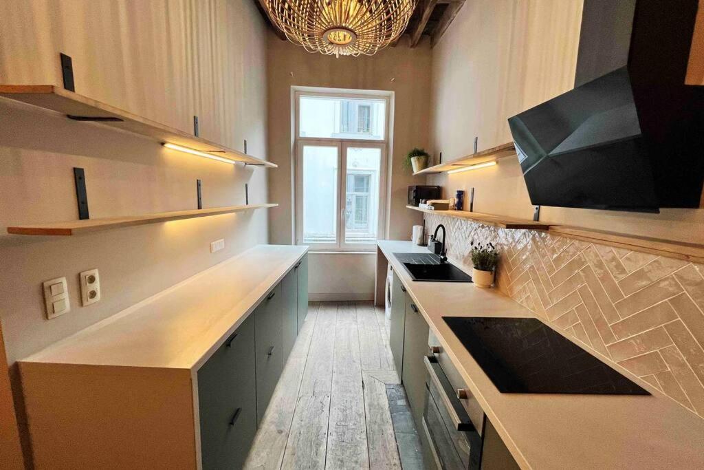 Maison avec 4 suites & Rooftop en plein centre ville - Place Saint Paul