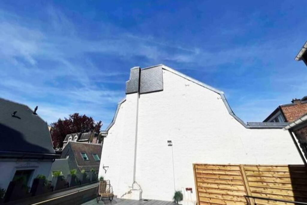 Maison avec 4 suites & Rooftop en plein centre ville - Place Saint Paul