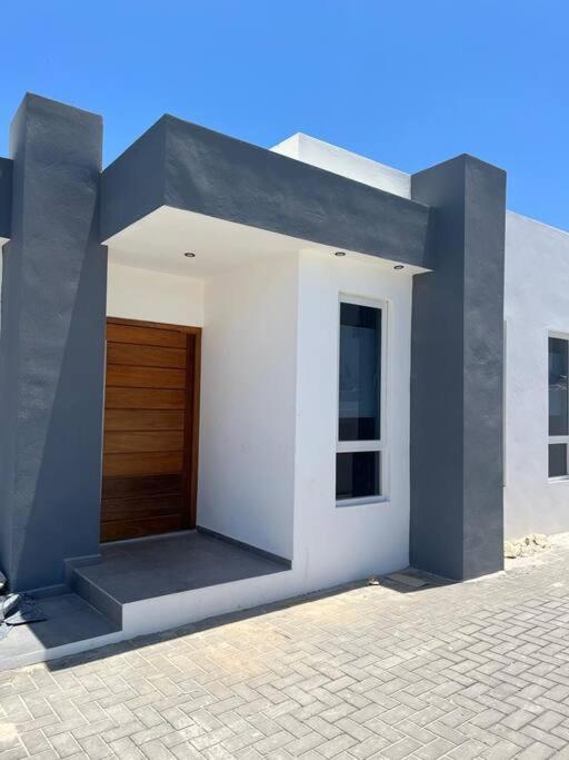 Villa Sol A Luna - Mambo Beach