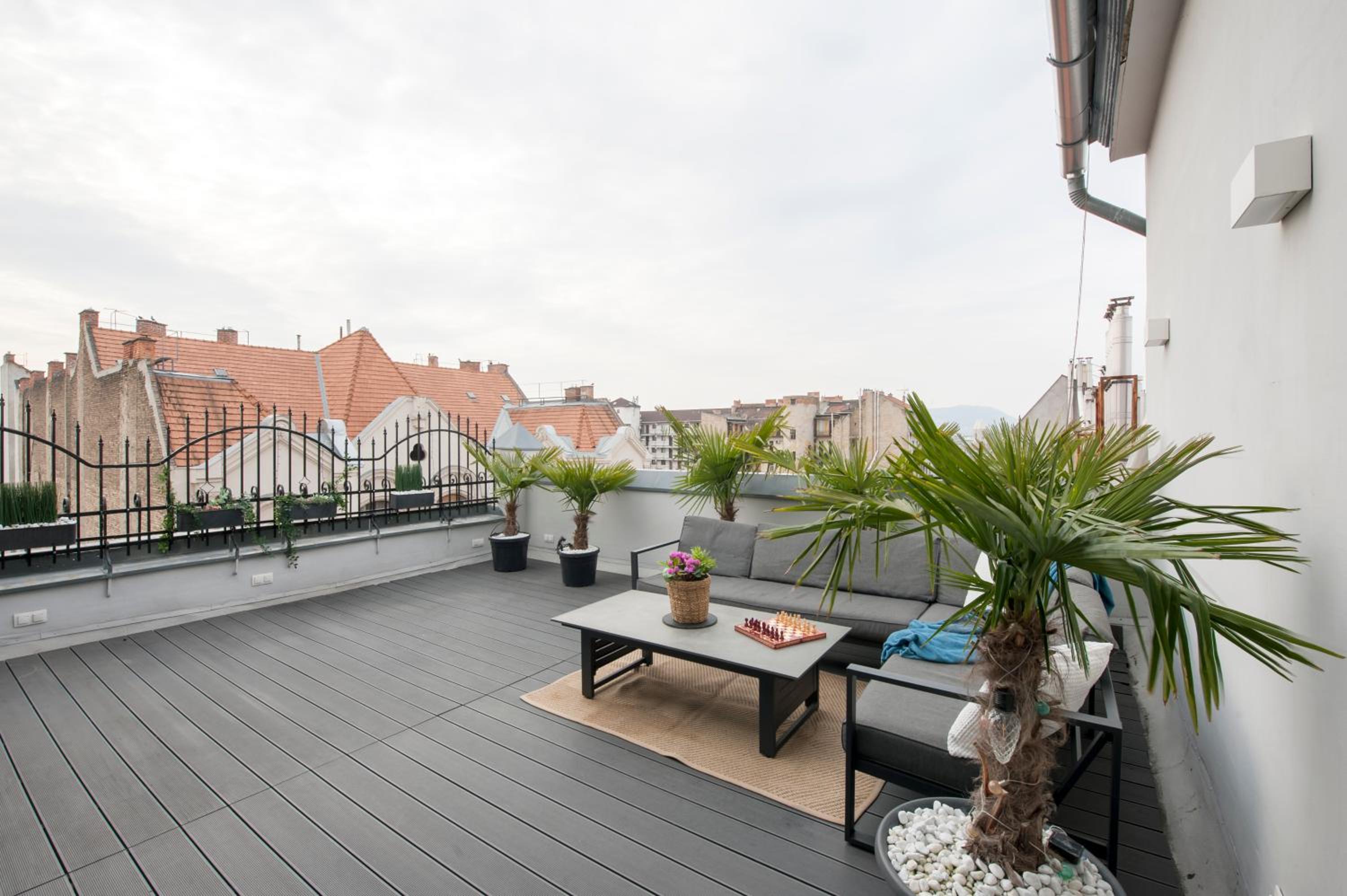 Budapest Sky-Inn view 4