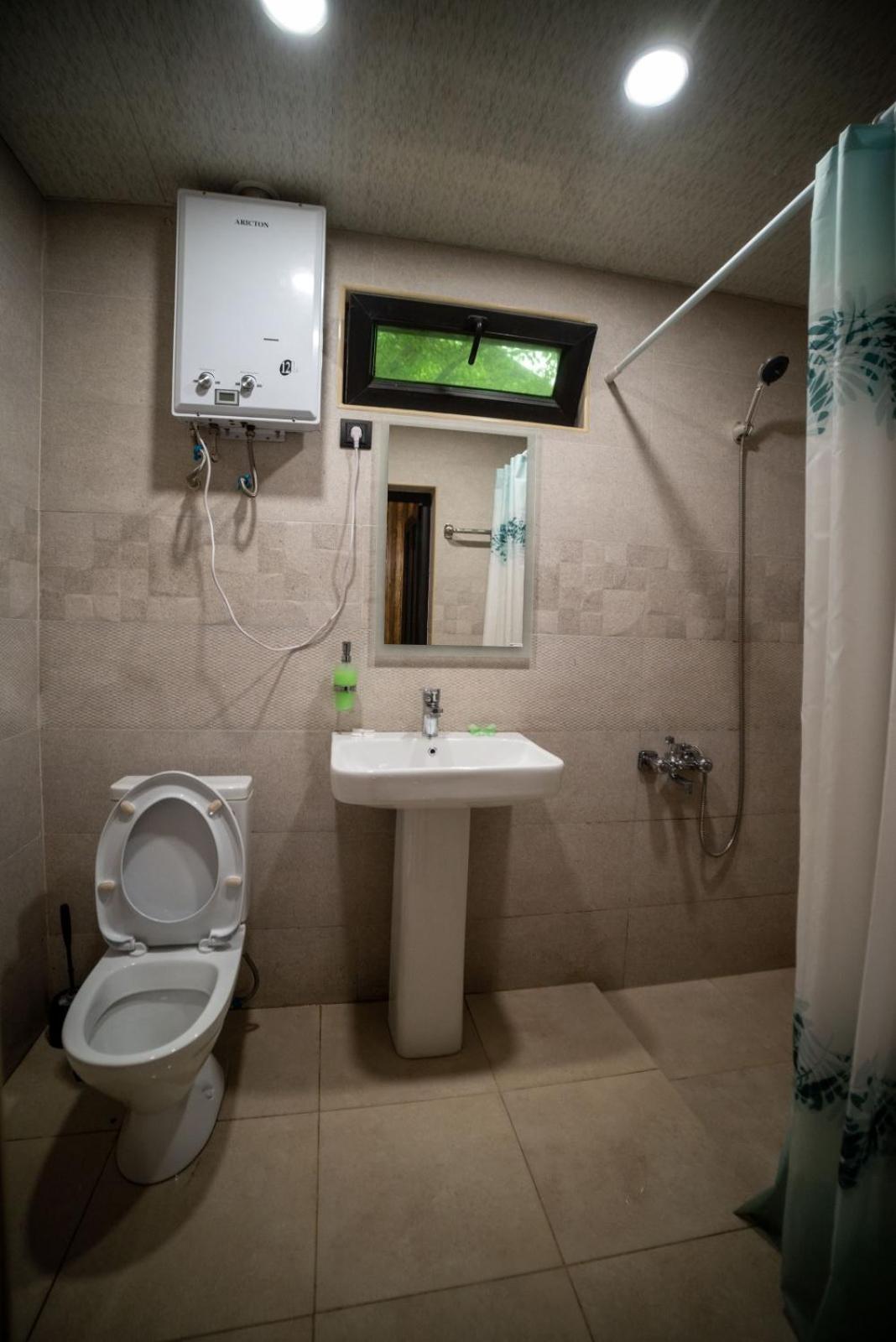 Arevik Resort Cottages