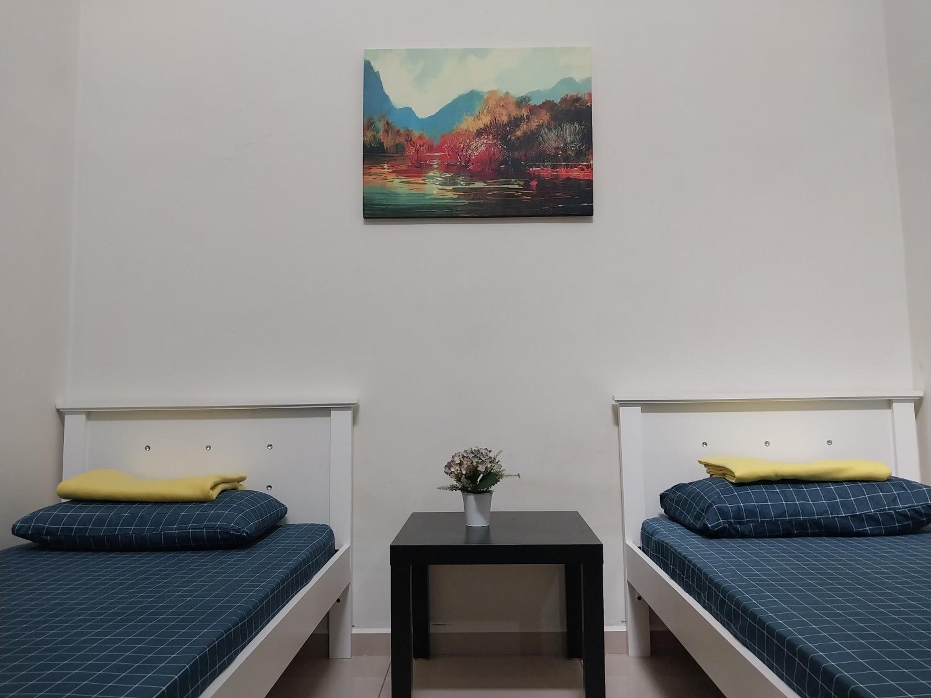4 airconditioned rooms and fully furnished Guesthouse in Muar Town photo 2