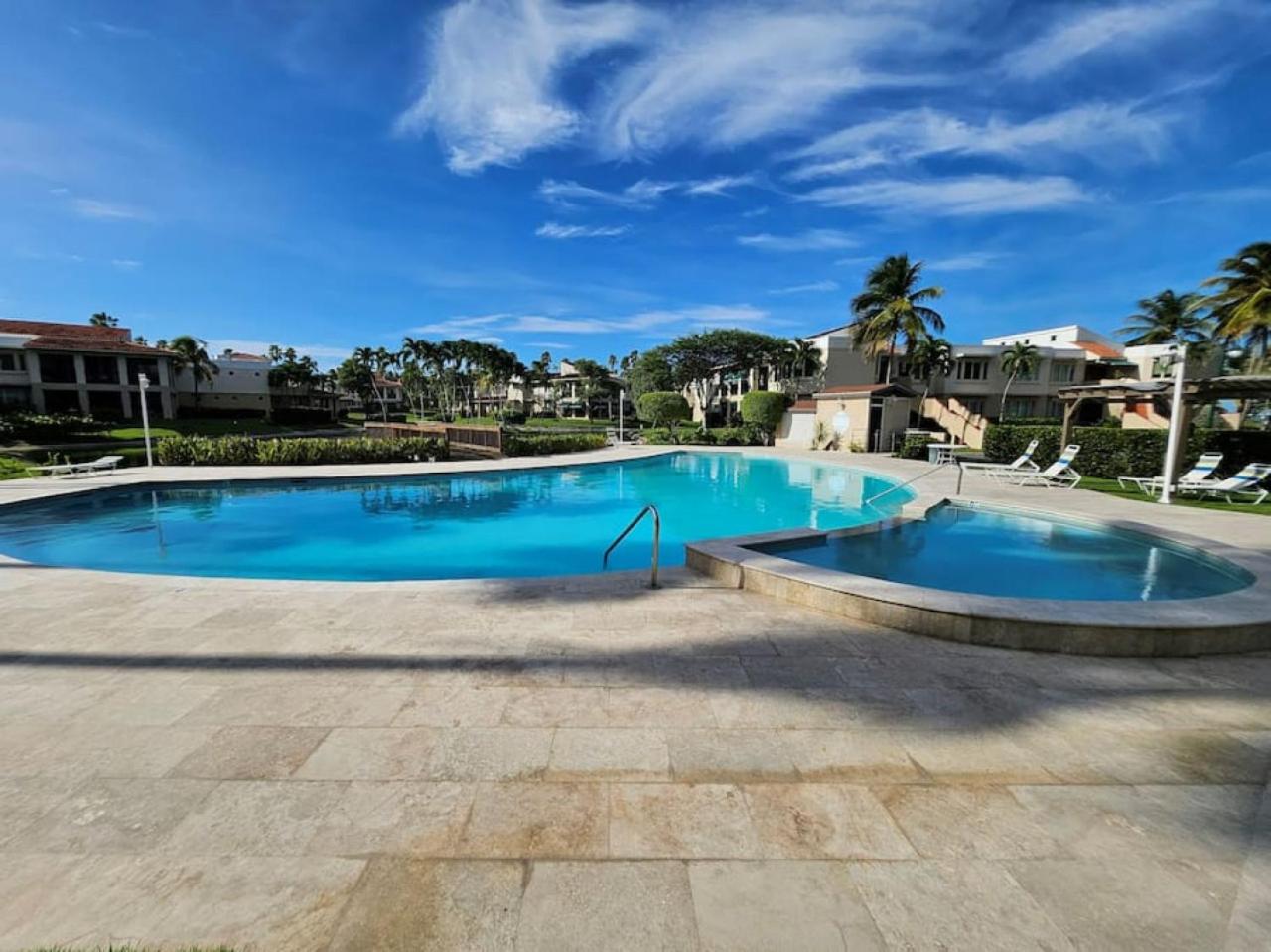 KASA Nurlan in Dorado view 4