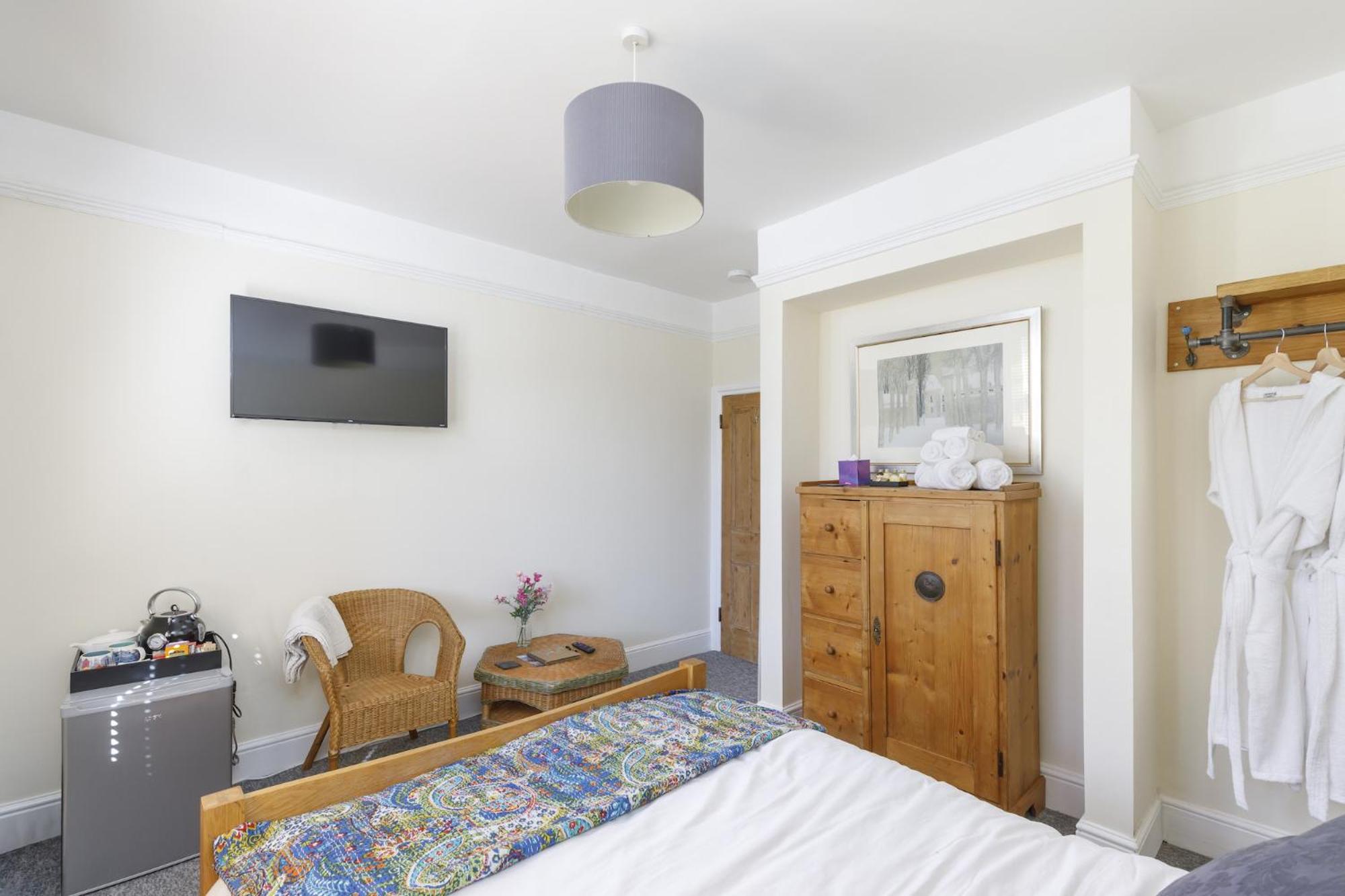 Finest Retreats - Pittodrie Guest House - Room 3 view 4