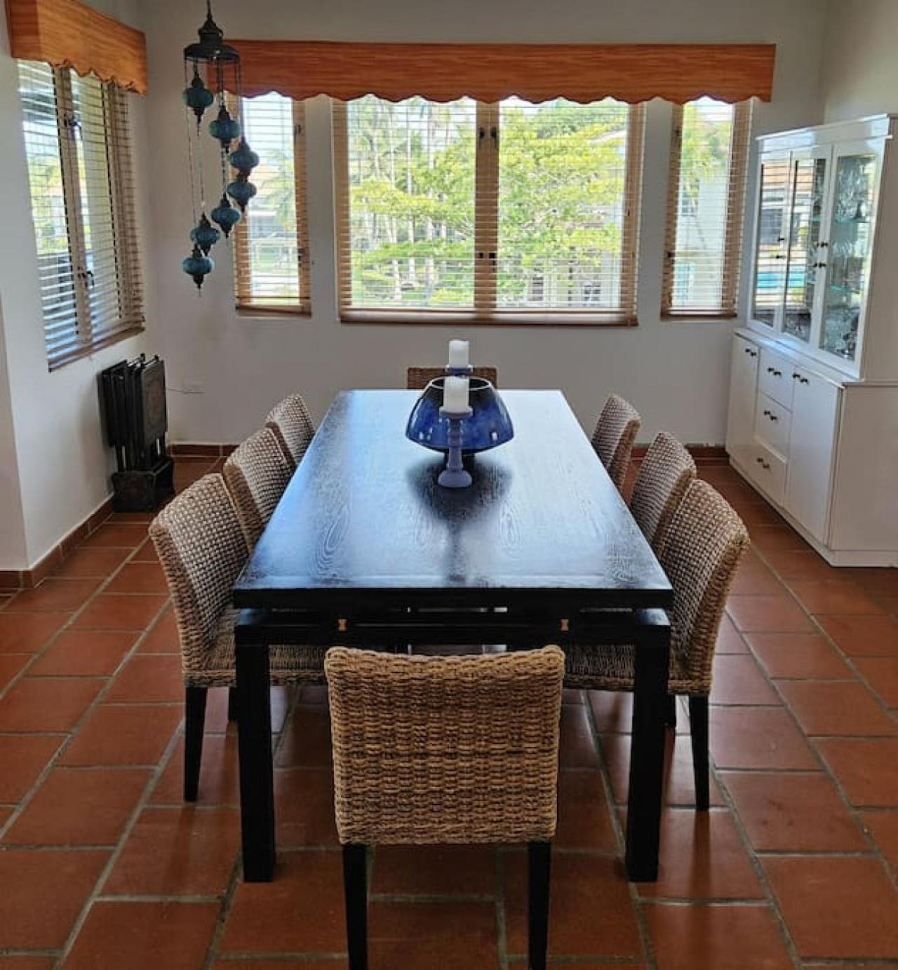KASA Nurlan in Dorado view 3