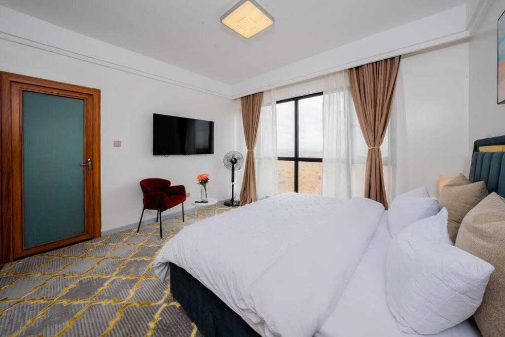 Zen Duplex facing Nairobi National Park near Airport SGR w Pool Gym Restaurant