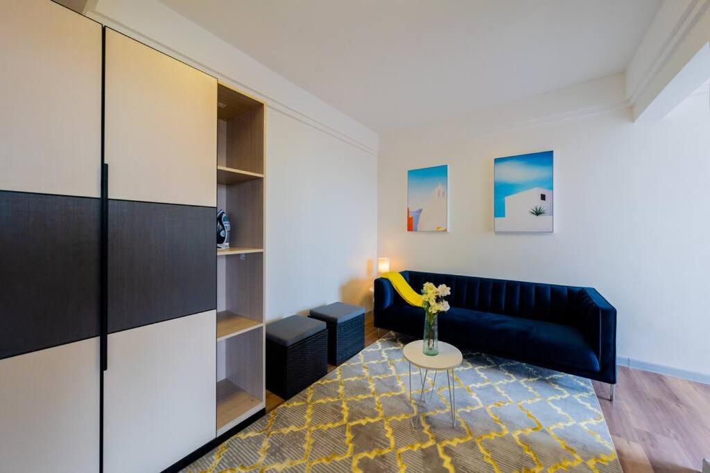 Zen Duplex facing Nairobi National Park near Airport SGR w Pool Gym Restaurant